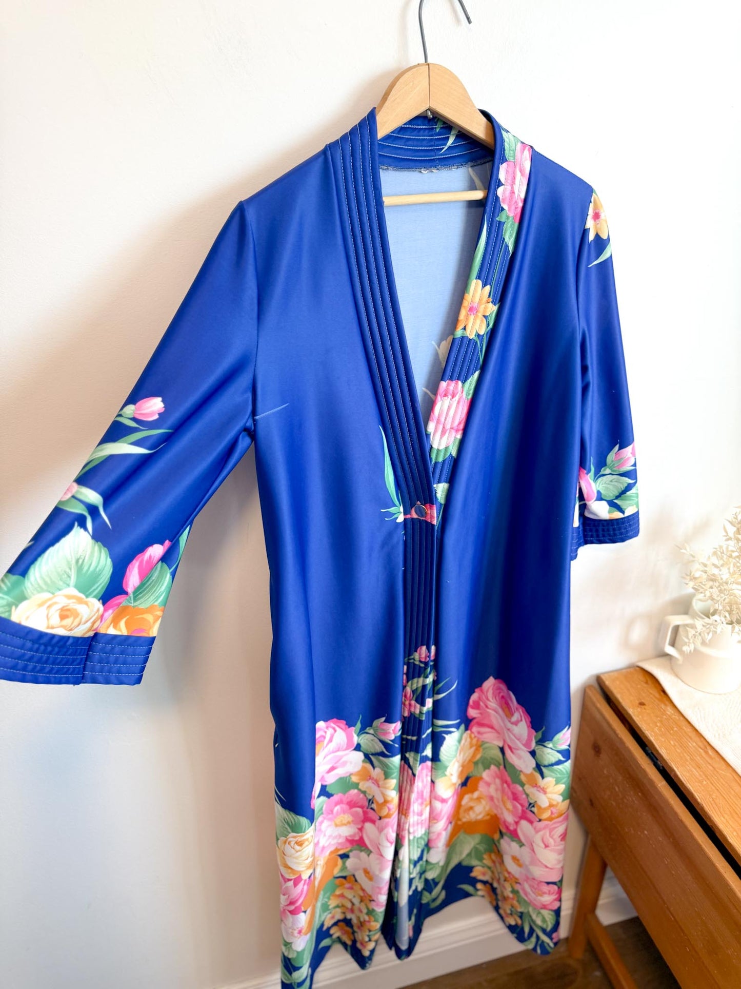 Vintage Robe / Duster Jacket in Blue/Floral Print (Size L)