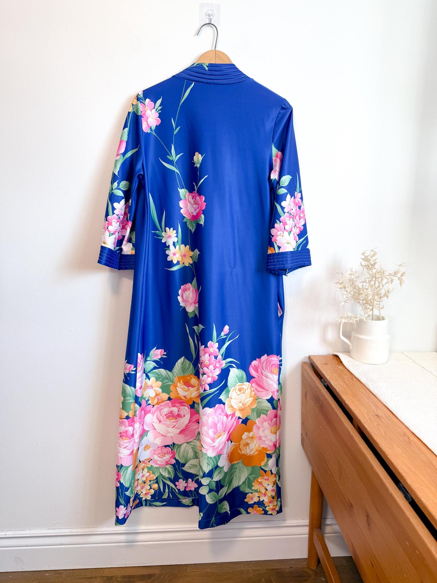 Vintage Robe / Duster Jacket in Blue/Floral Print (Size L)