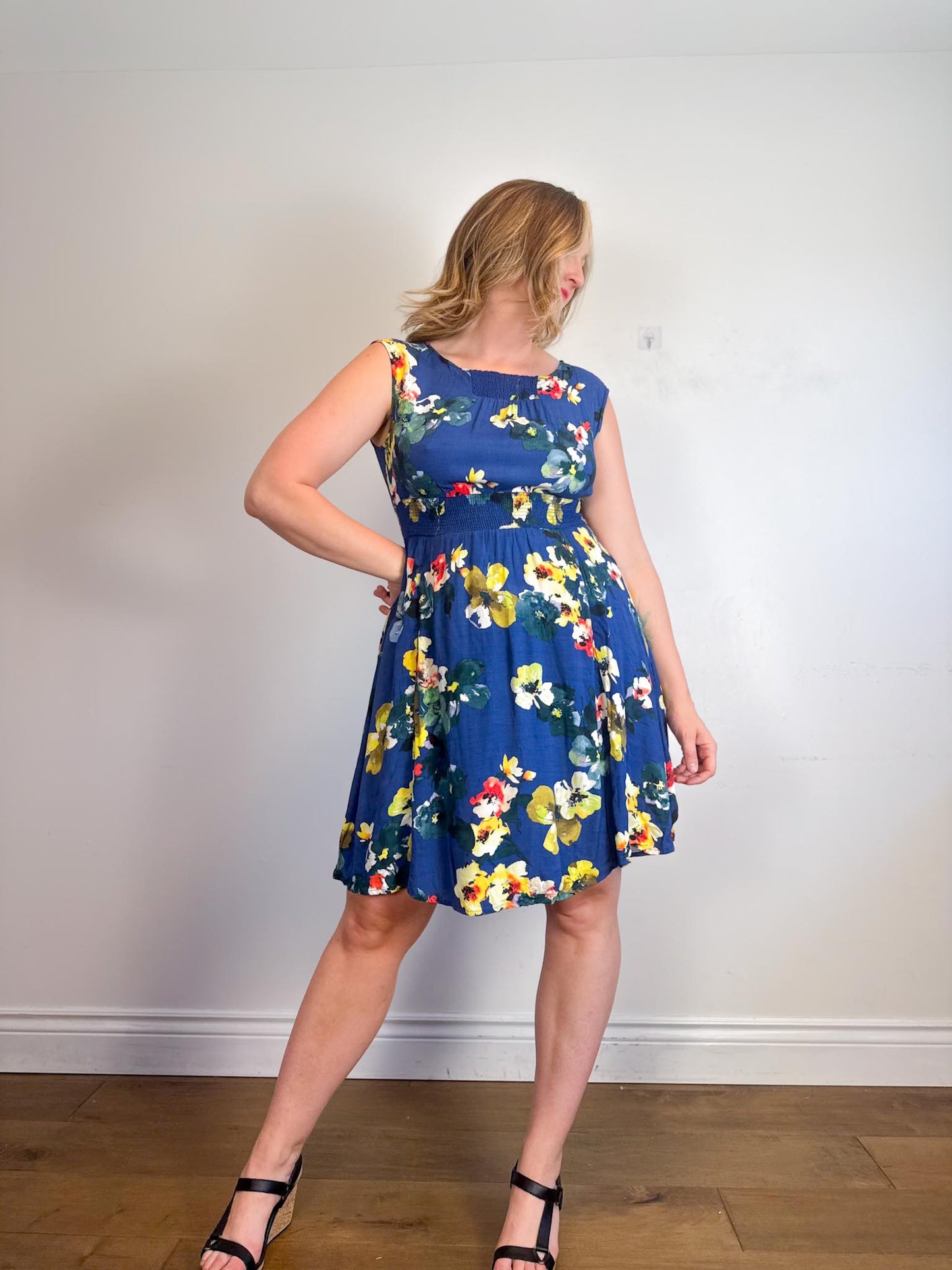 Anthropologie Floral Mini Dress in Blue (Size S/M)