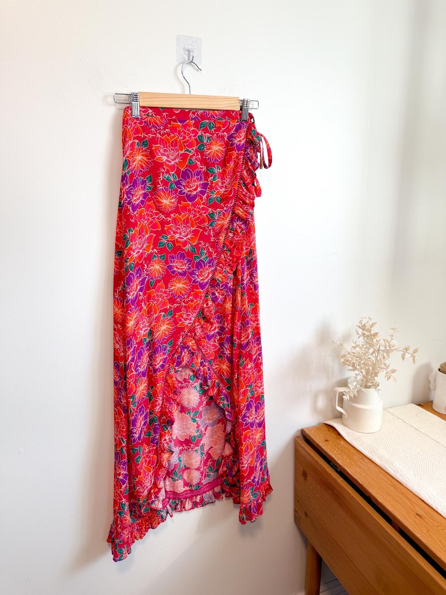 Paloma Blue Silk Crepe De Chine Top & Skirt Set (Size S)