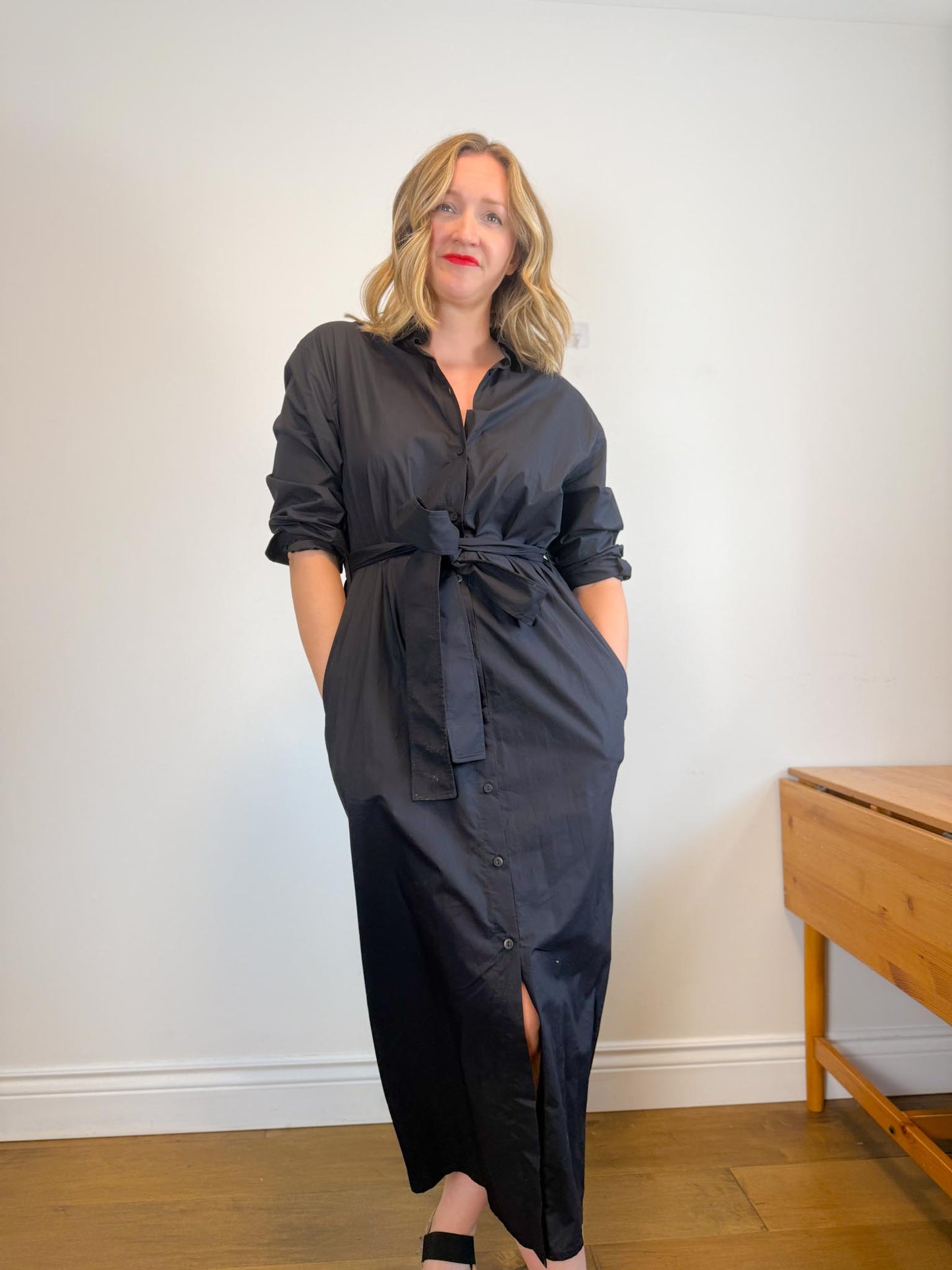 MATTEAU "Everyday Shirt Dress in Black" (Size M/L)