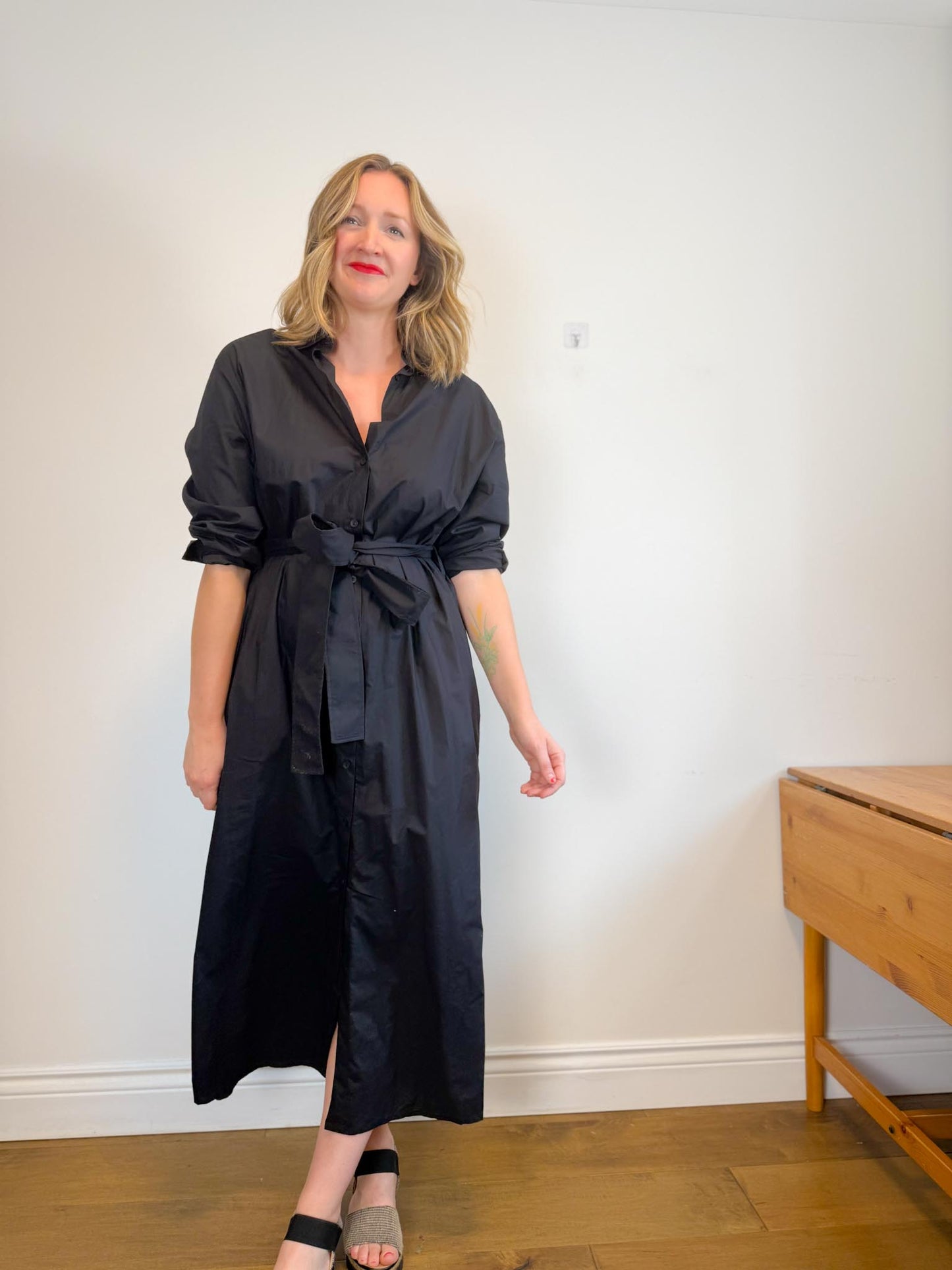 MATTEAU "Everyday Shirt Dress in Black" (Size M/L)