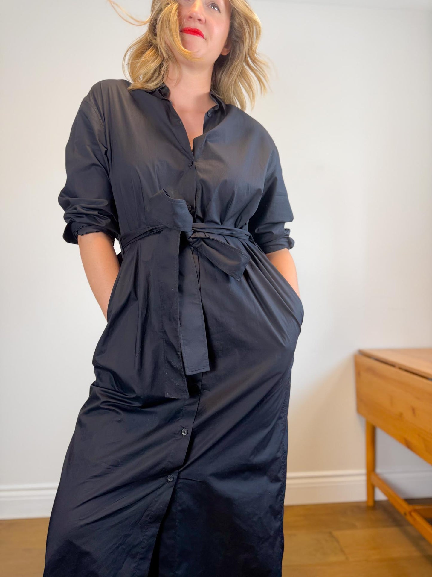 MATTEAU "Everyday Shirt Dress in Black" (Size M/L)