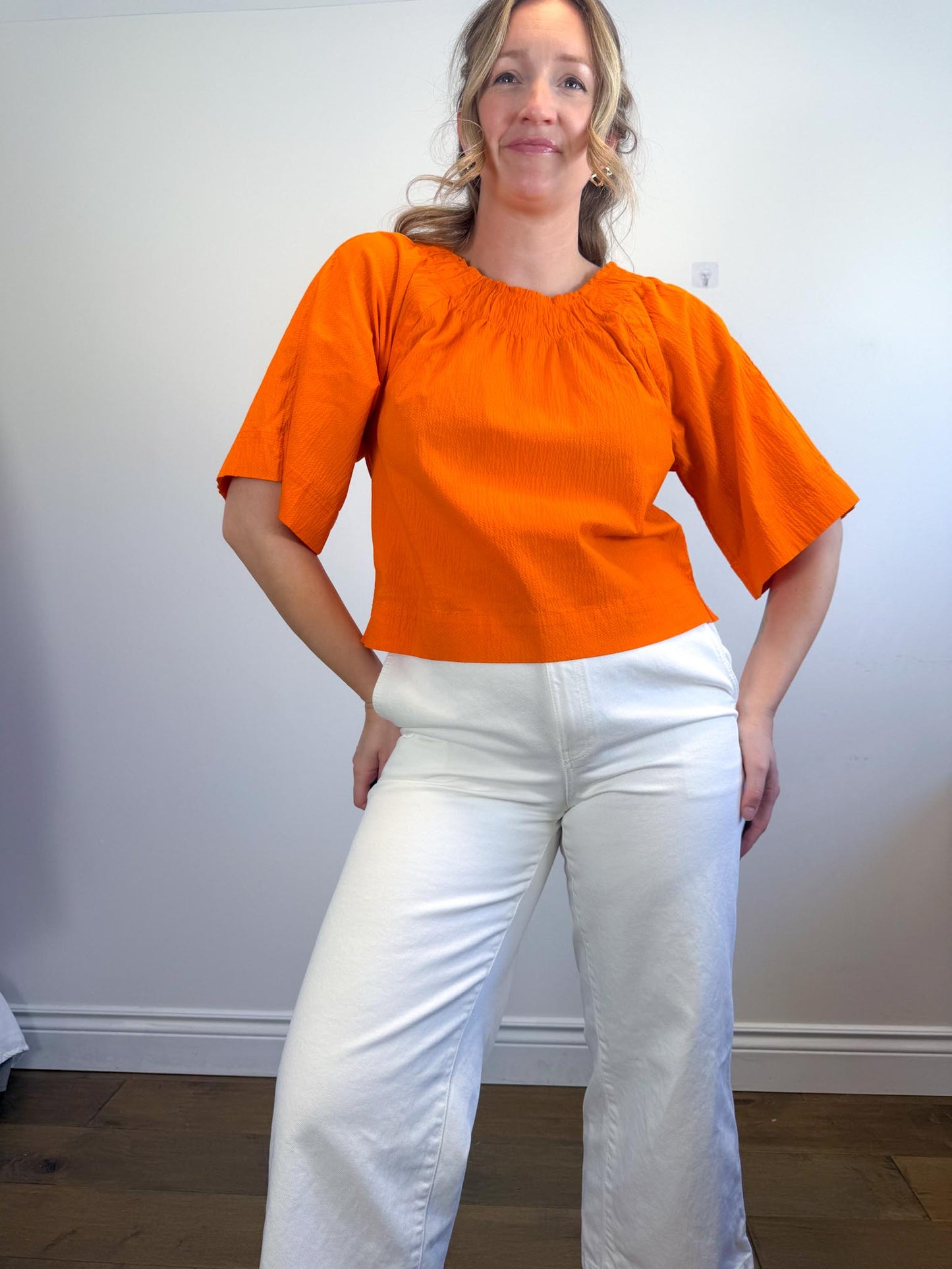 Everlane "The Seersucker Gathered Tee in Orange" (Size M)
