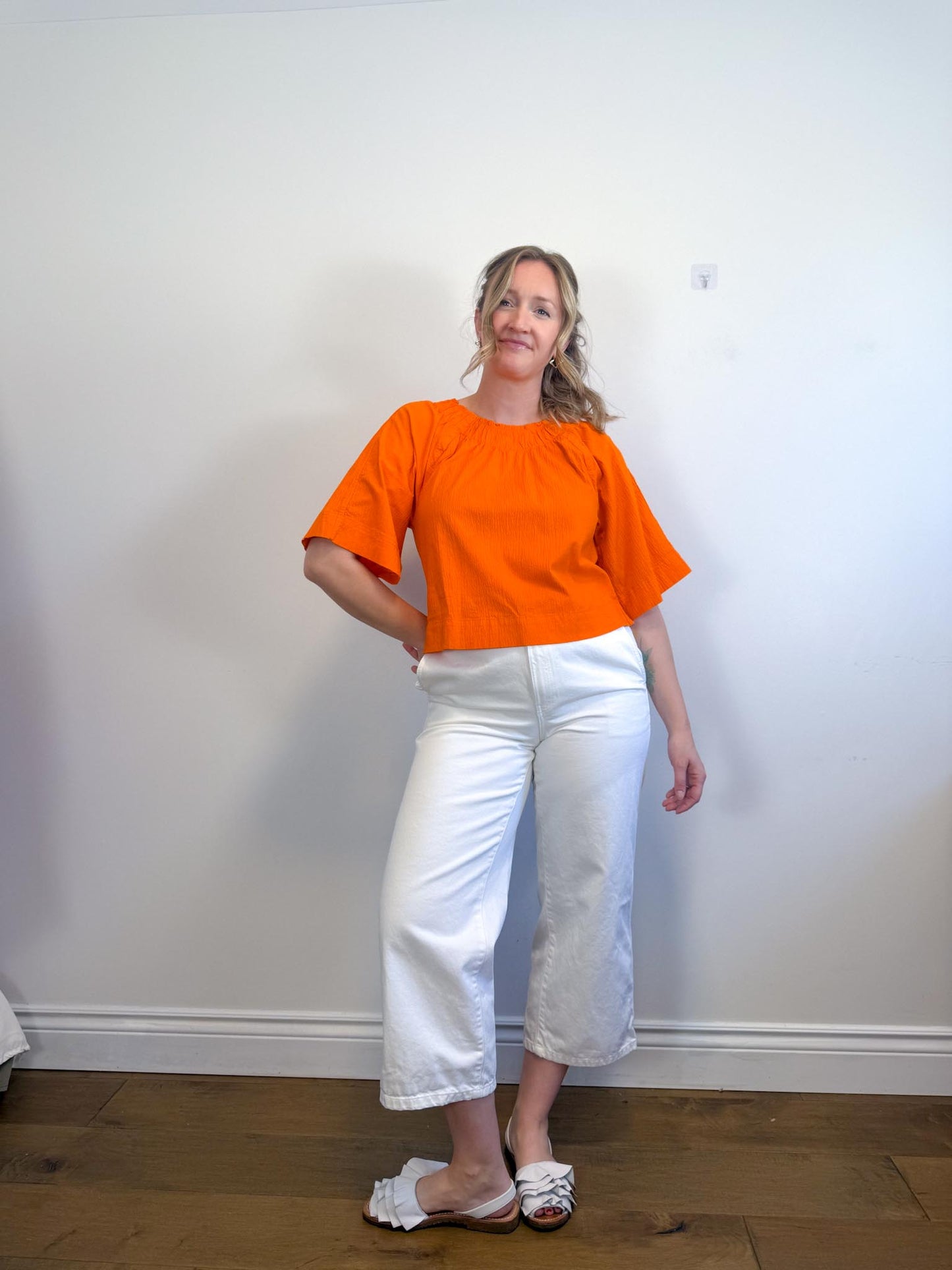 Everlane "The Seersucker Gathered Tee in Orange" (Size M)