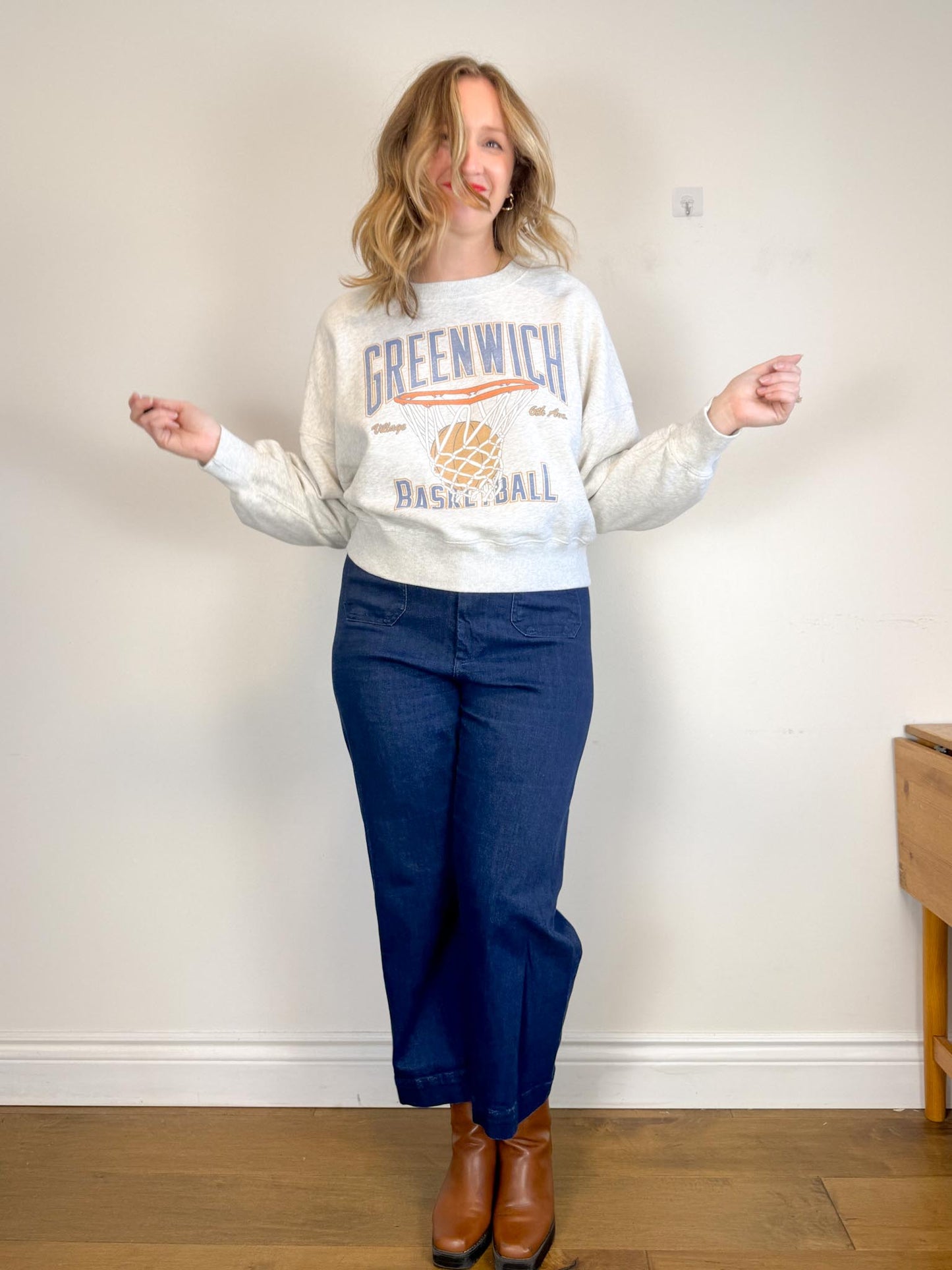 Abercrombie "Greenwich Basketball Crewneck in Grey" (Size L)