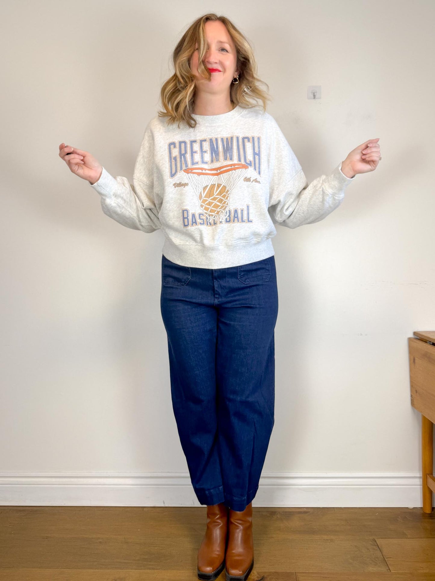 Abercrombie "Greenwich Basketball Crewneck in Grey" (Size L)