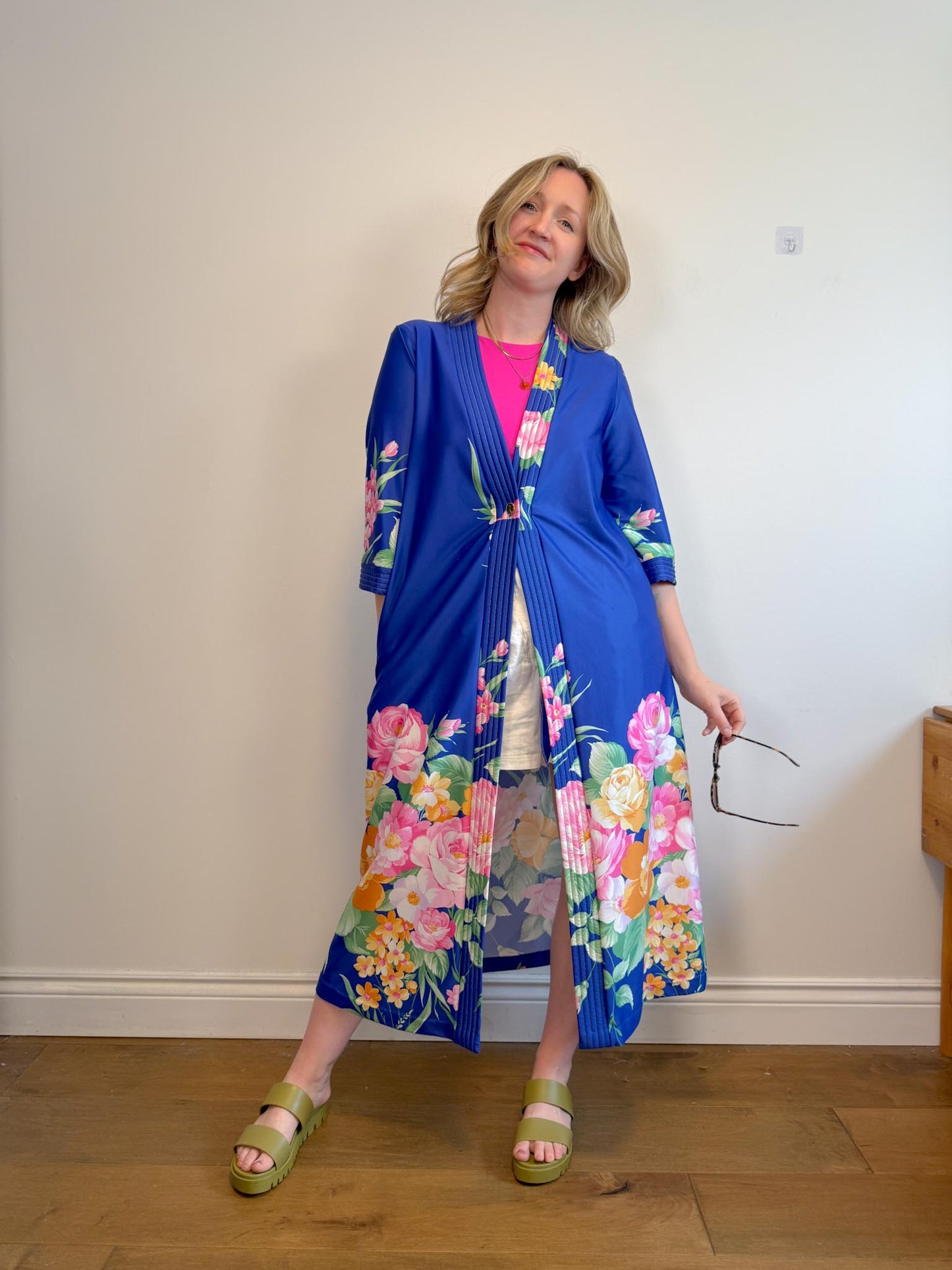 Vintage Robe / Duster Jacket in Blue/Floral Print (Size L)