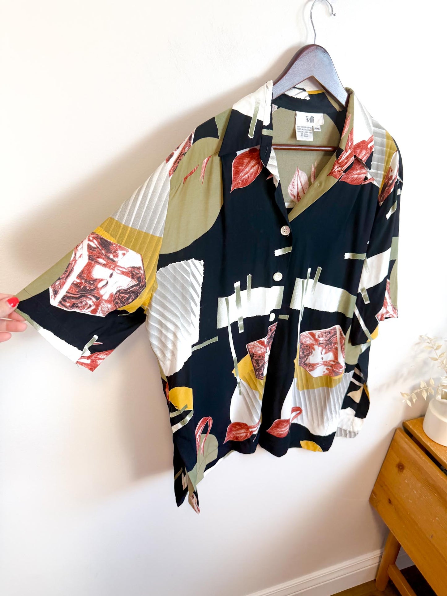 Vintage Abstract Print Blouse (Size XL)