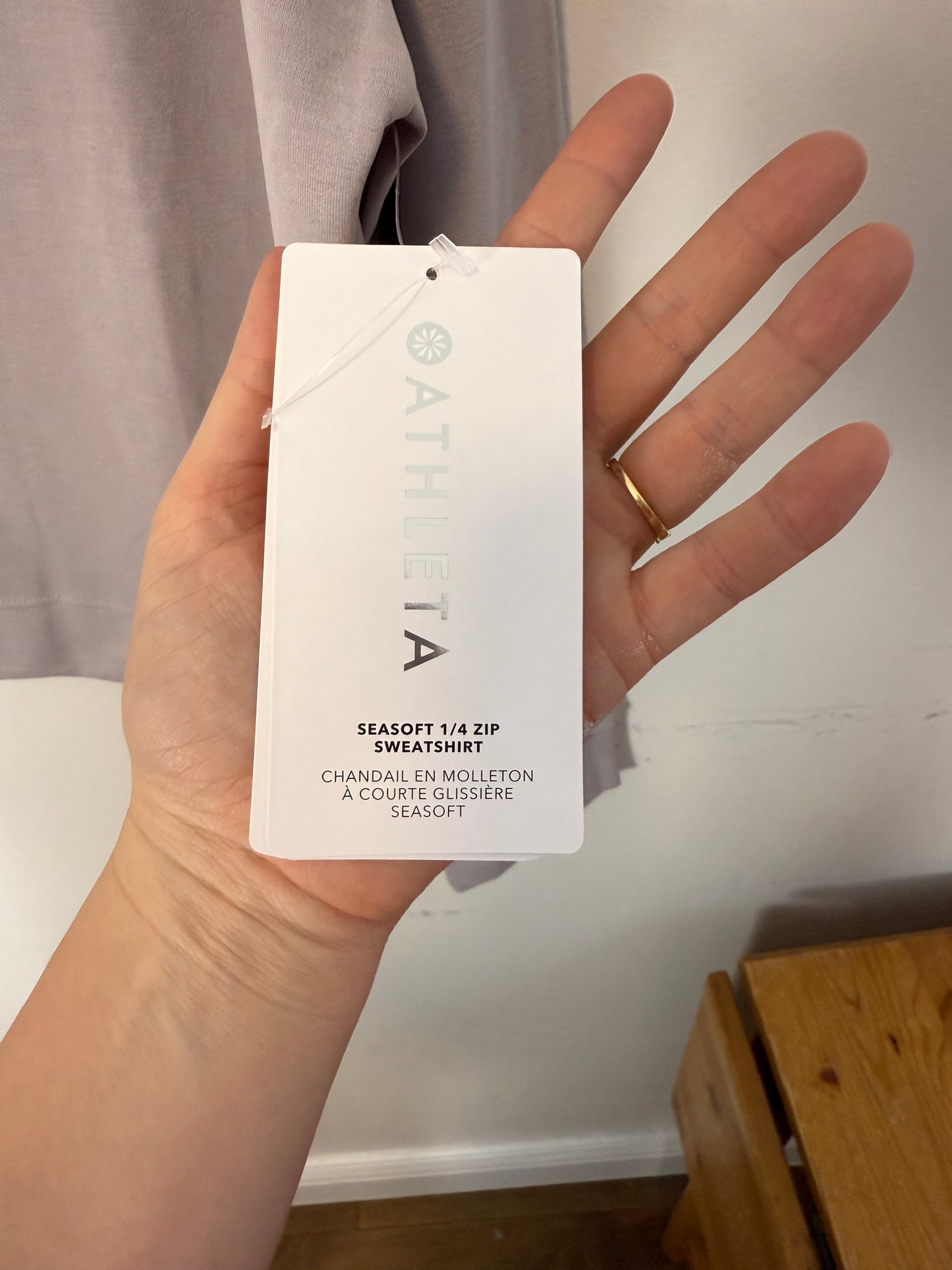 Athleta "Seasoft 1/4 Zip Sweatshirt in Quartz" (Size L)