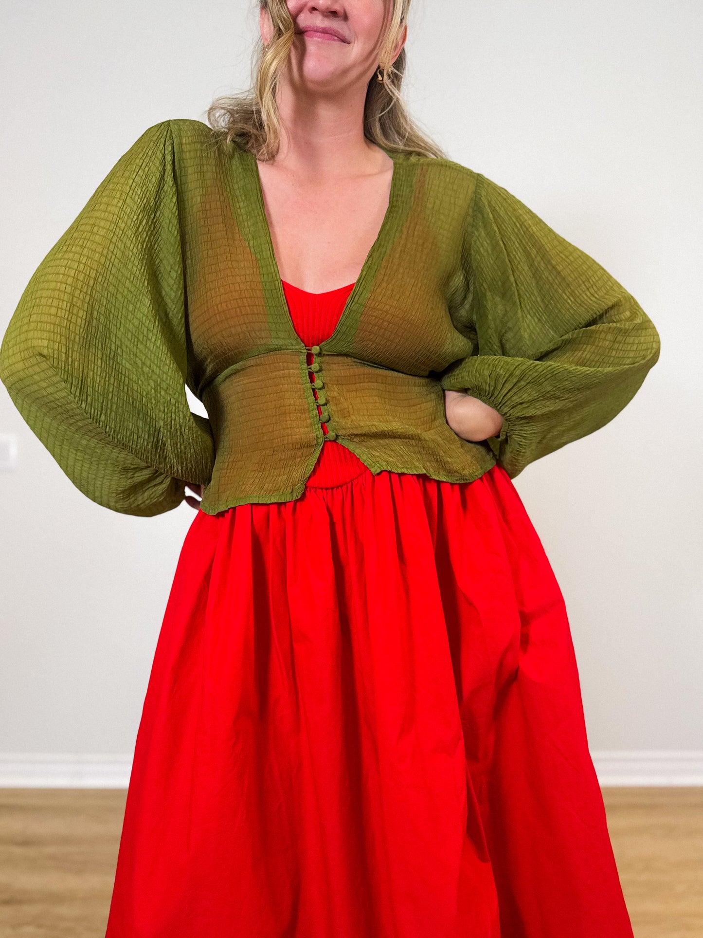 Savannah Morrow The Label "Vea Blouse in Green" (Size S/M)
