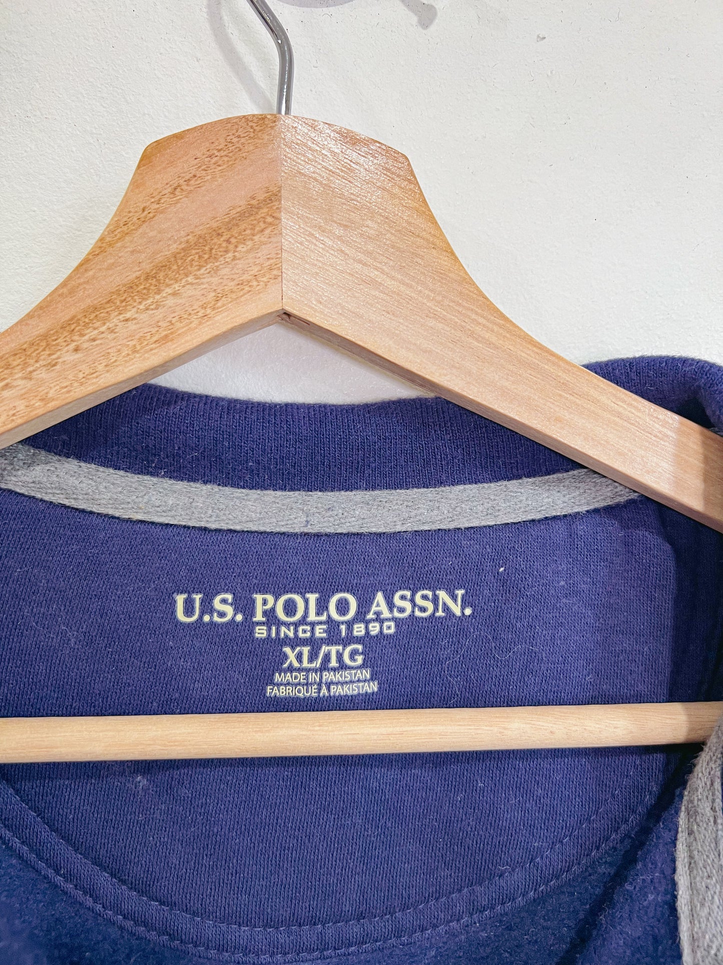 U.S. Polo Assn Quarter Zip Pullover Sweater in Navy (Size XL)