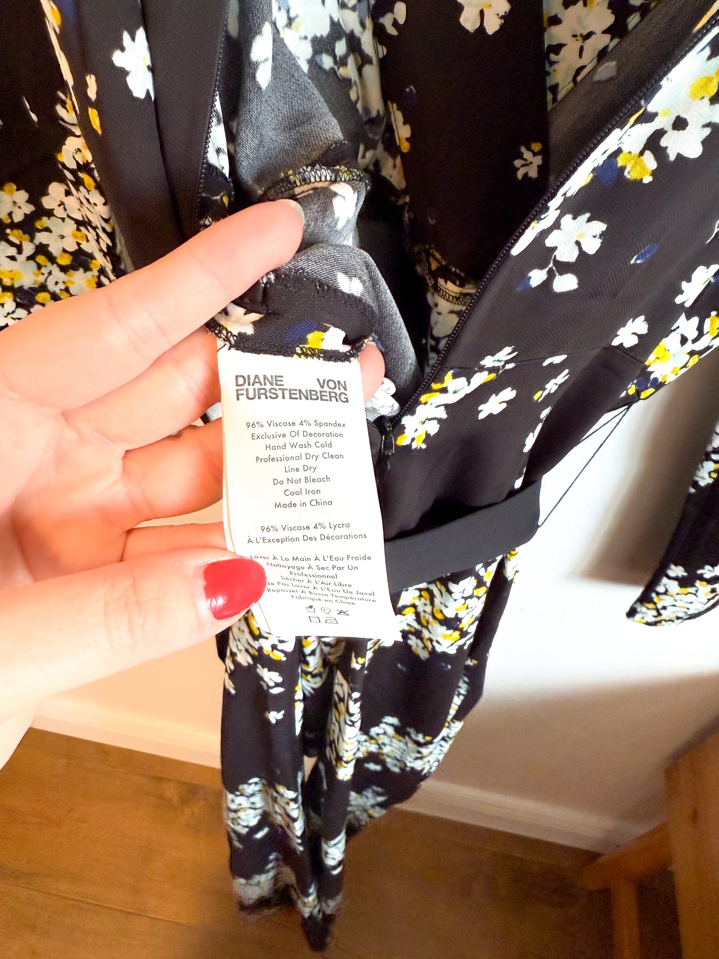 Diane Von Furstenberg Designer Long Sleeve Floral Jumpsuit (Size S)