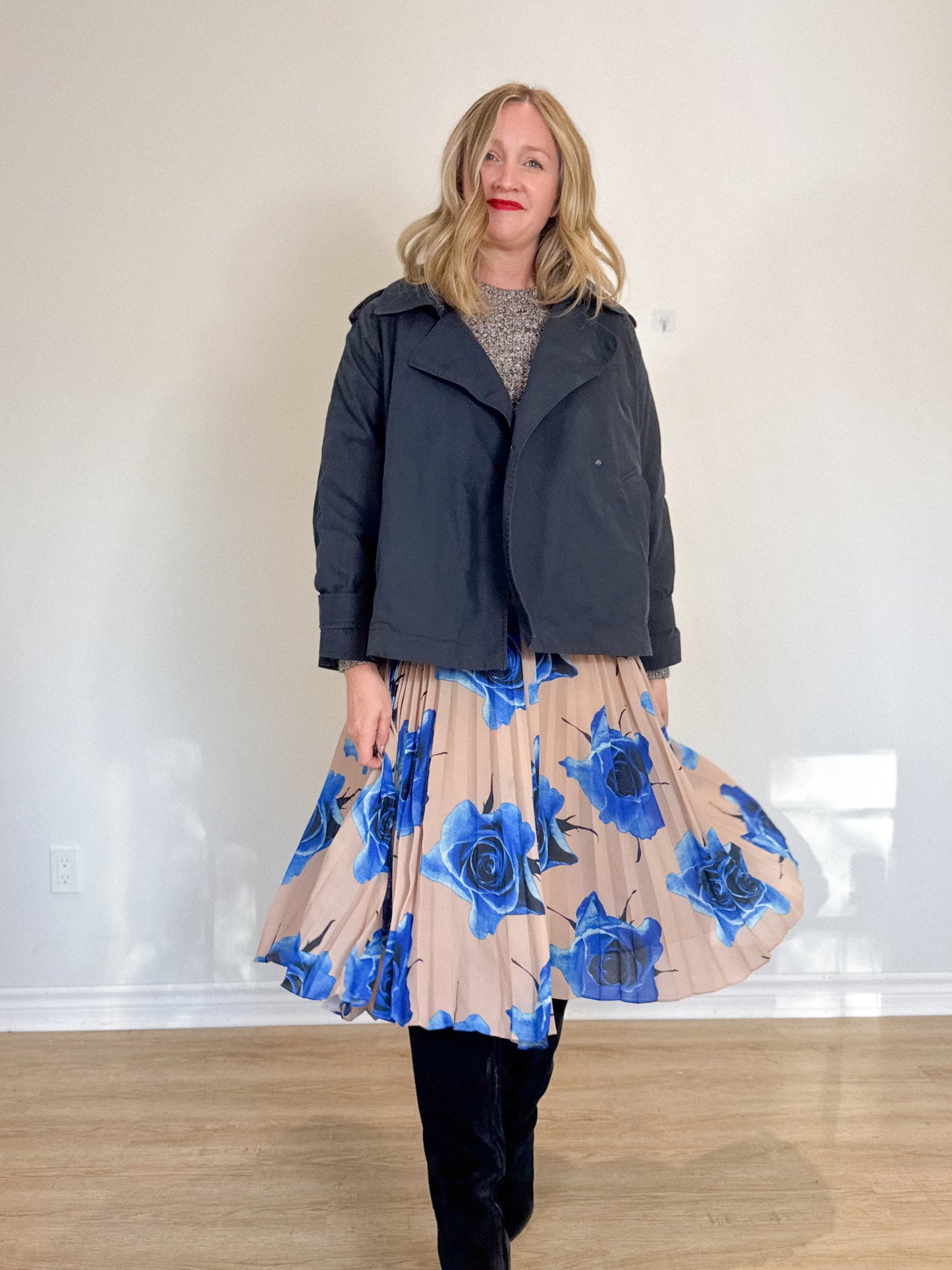 Massimo Duttio Short Trench Coat in Navy (Size M/L)