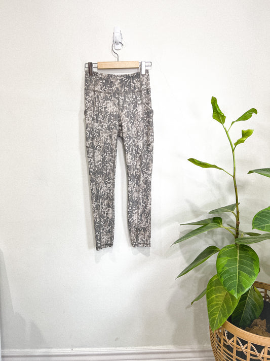 Lululemon Grey Speckled Print Leggings (Size 4)