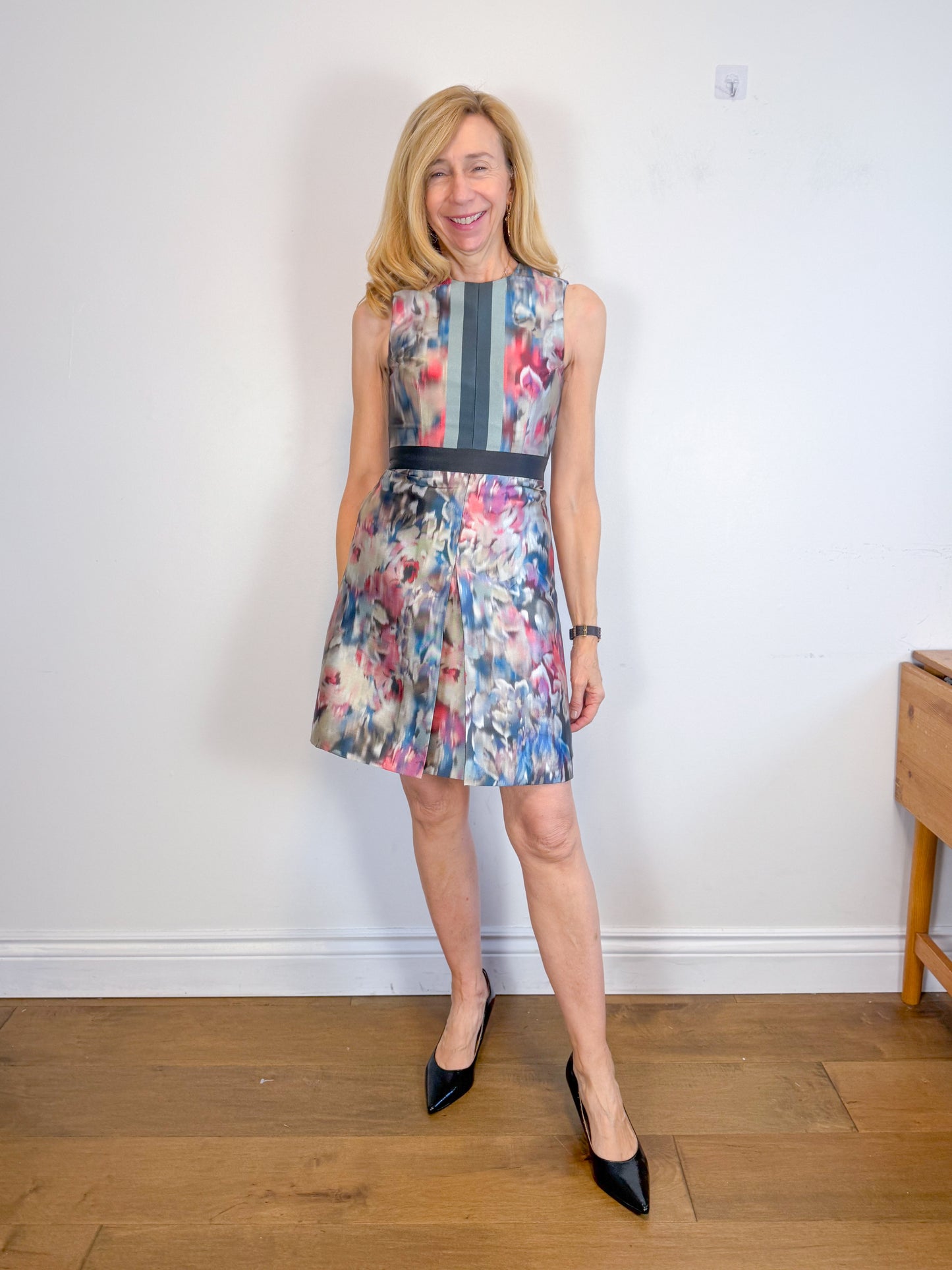 Judith & Charles Canadian Designer Mini Dress in Abstract Print (Size XS/S)