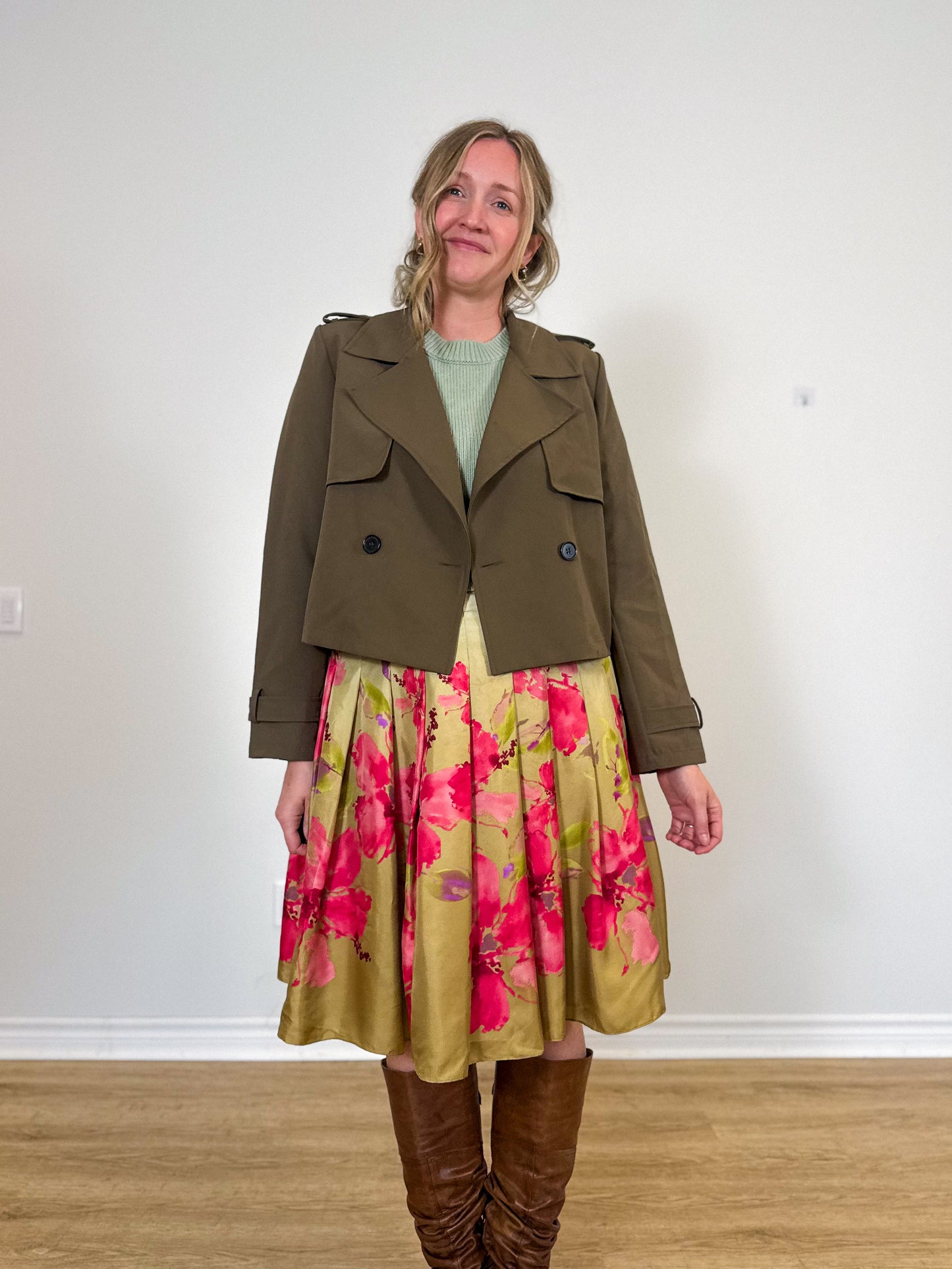 Cropped Trench Style Jacket (Size M/L)