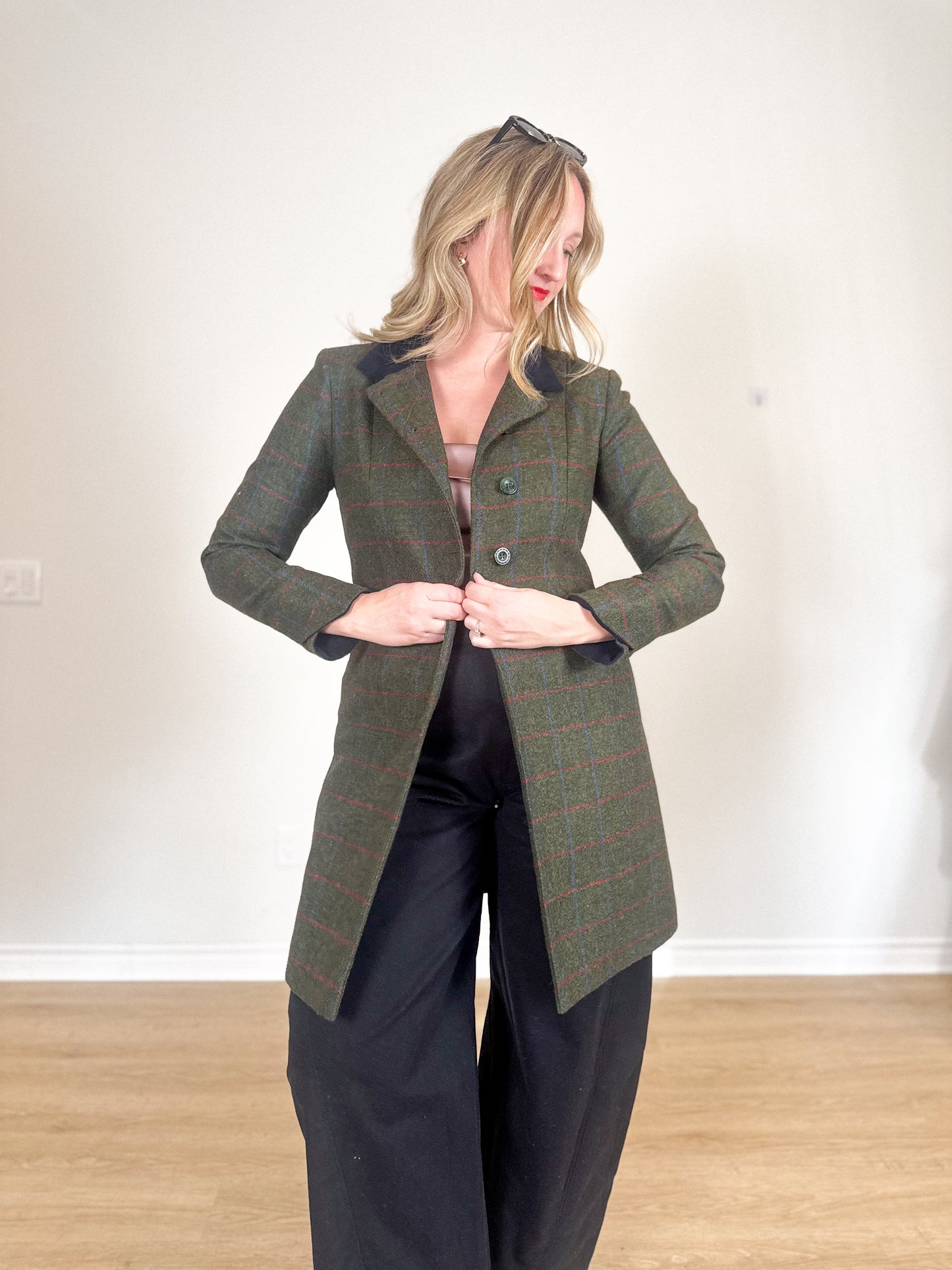 Jack Murphy Dublin "Isabella Tweed Coat in Green" (Size M)
