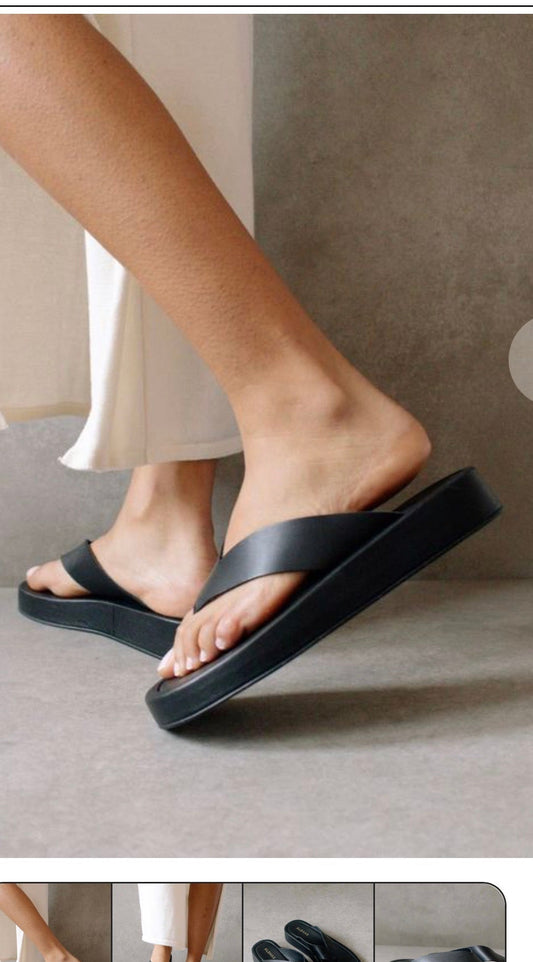 ALOHAS Sustainable "Overcast Sandal in Black" (Size 38)