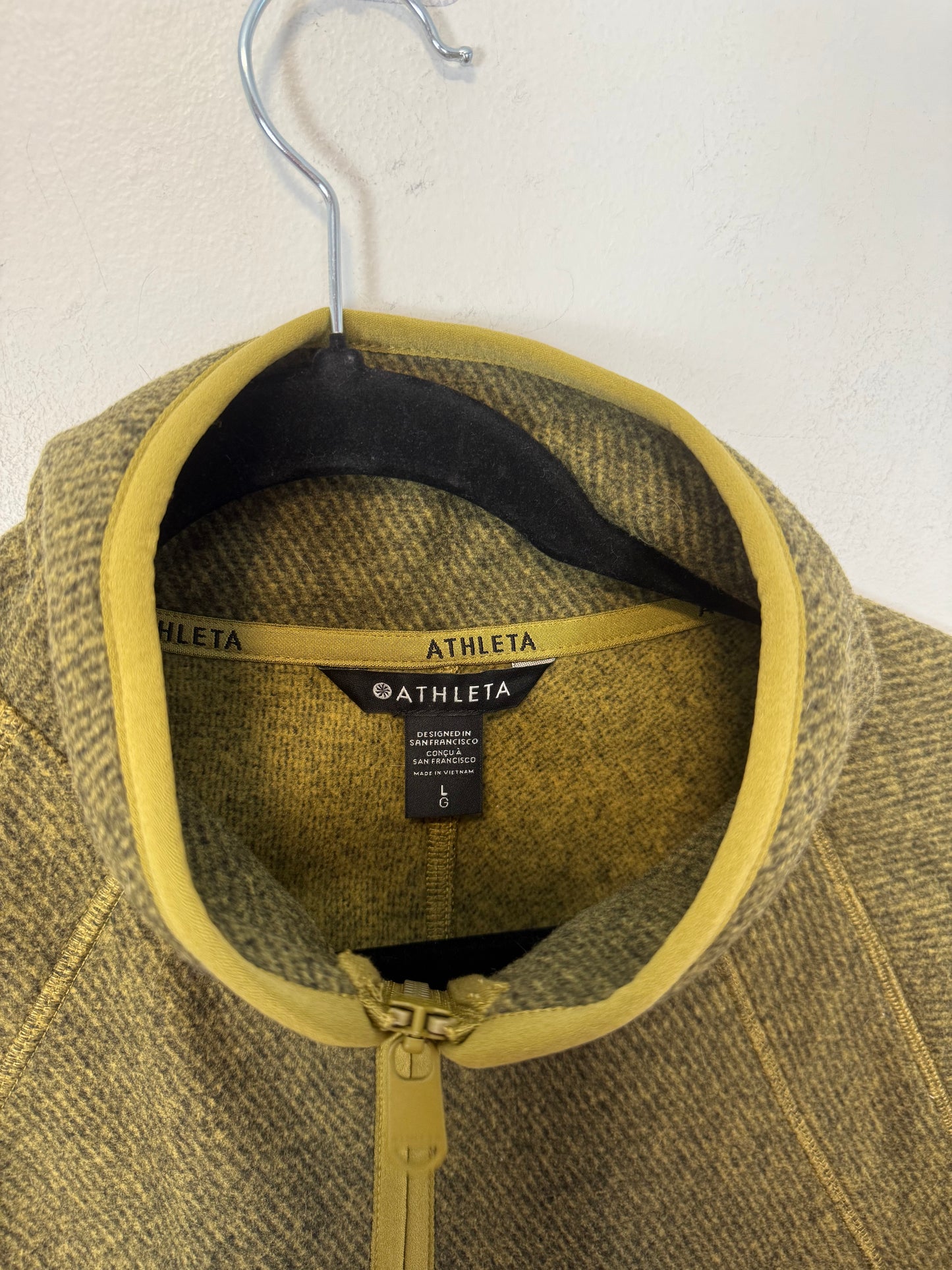 Athleta "Stroll Fleece Full Zip Jacket in Tapestry Gold" (Size L)