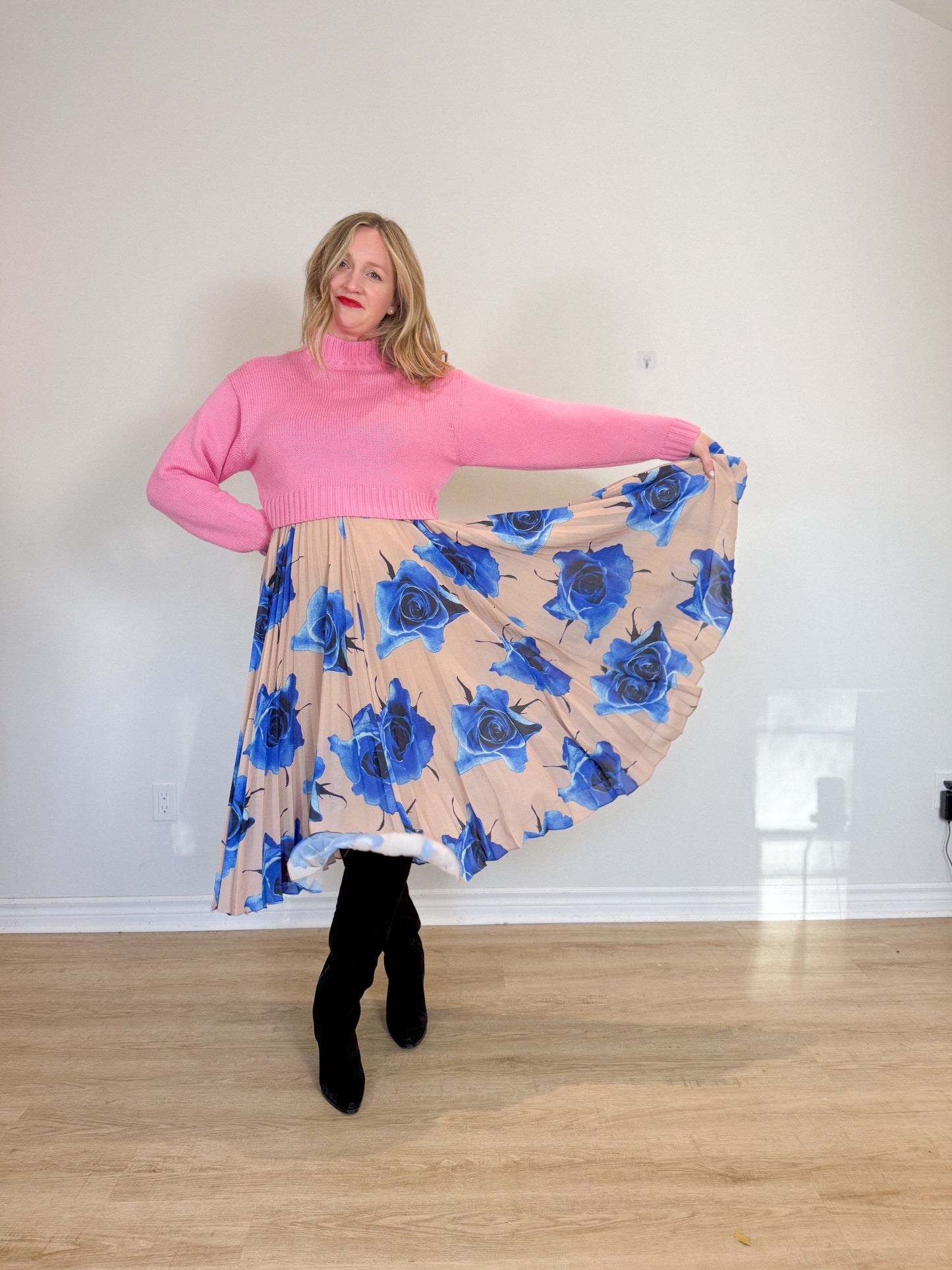 Paul Smith "Pleated Skirt in Blue/Taupe Floral" (Size S)