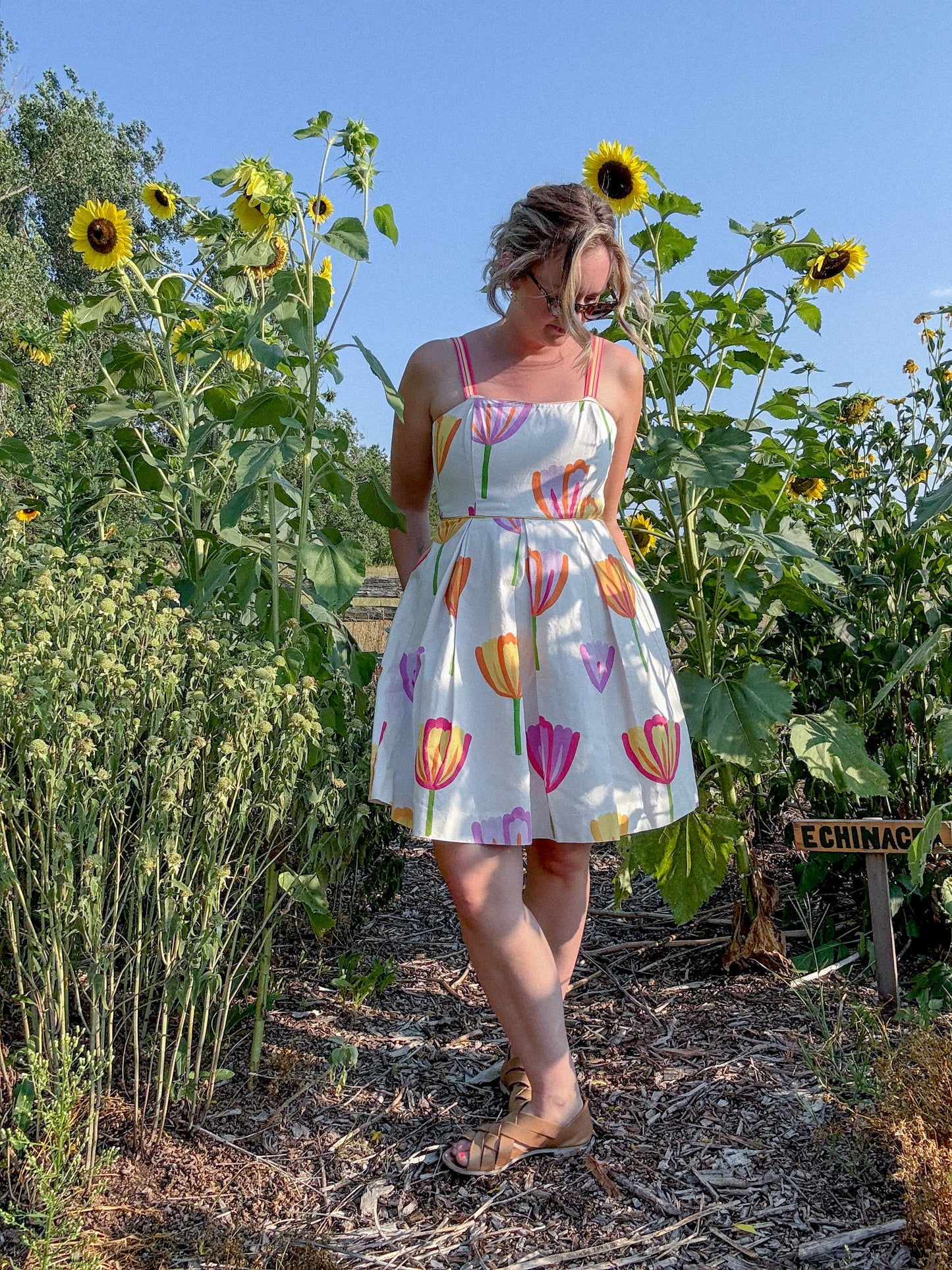 Vintage Molly B. Made in the USA White Tulip Floral Dress (Size S/M)