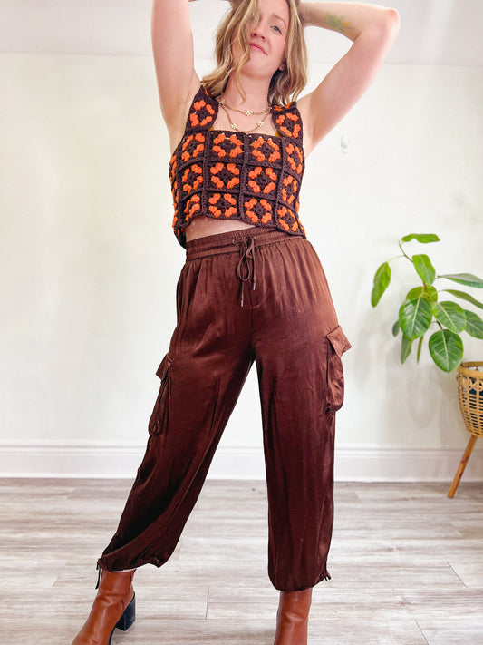 Rachel Zoe Satin Cargo Pants in Brown (Size L)