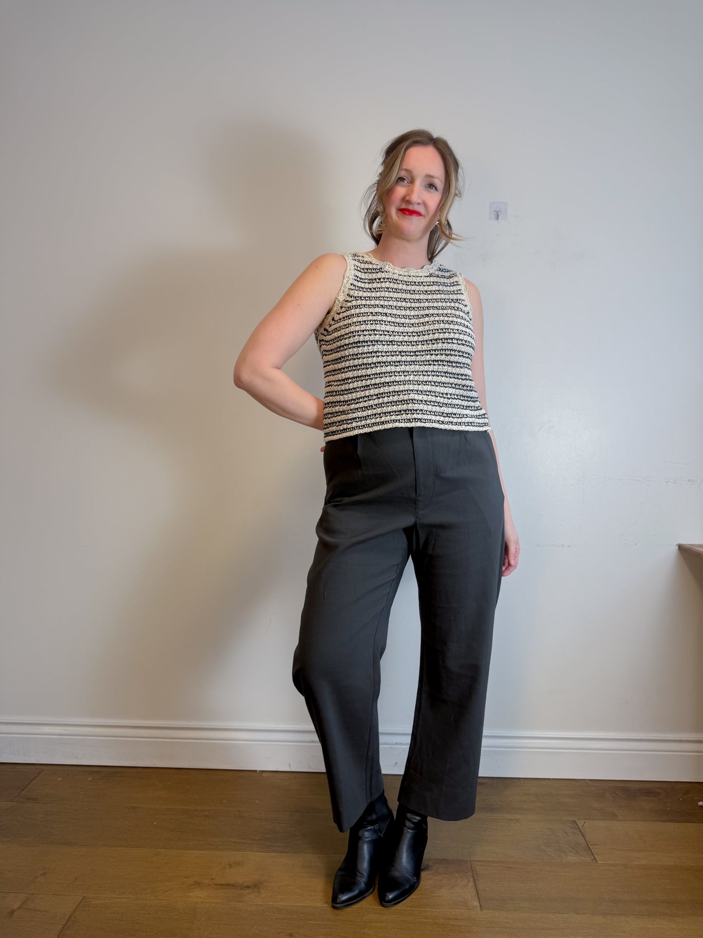 LEMAIRE Barrel Leg Trouser in Charcoal (Size 44)