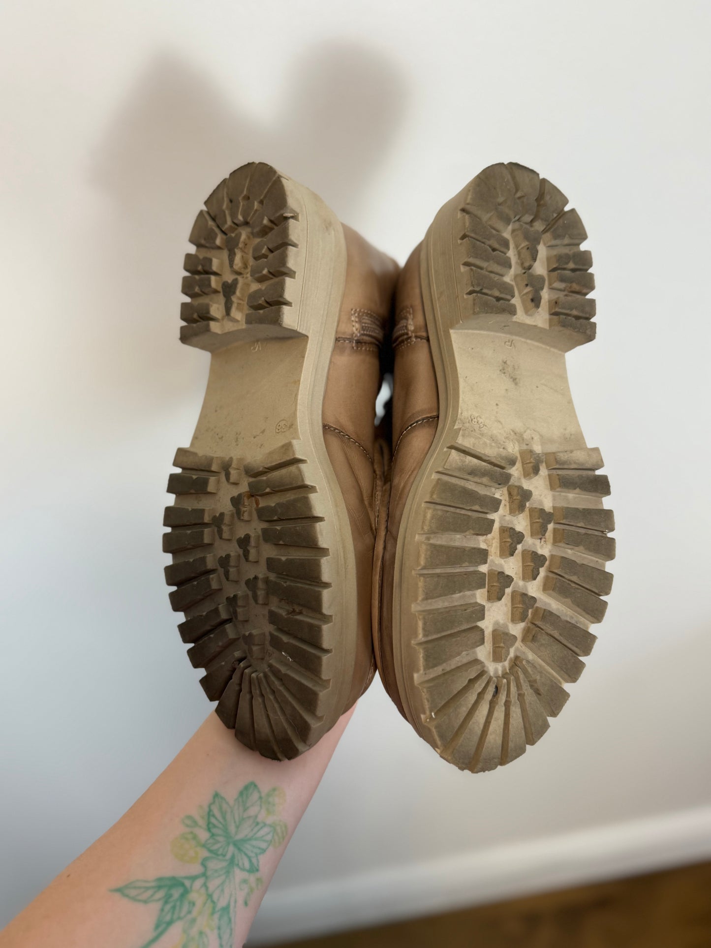 MIZ MOOZ "Leilani Chelsea Boot in Beige" (Size 38)