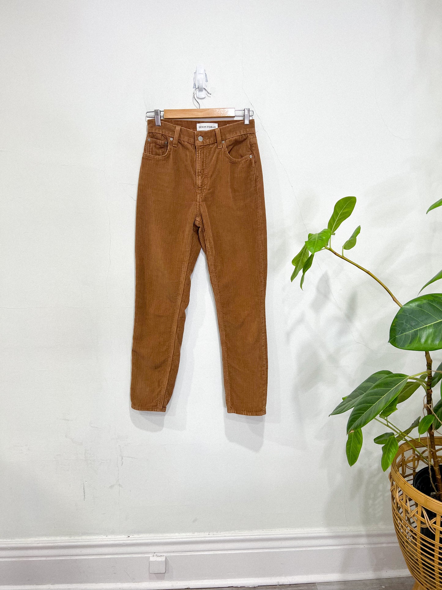 Denim Forum "Yoko High Rise Slim in Golden Corduroy" (Size 26)