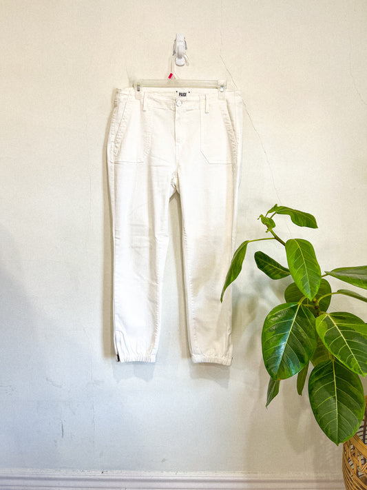 PAIGE Mayslie Jogger in White (Size 29)