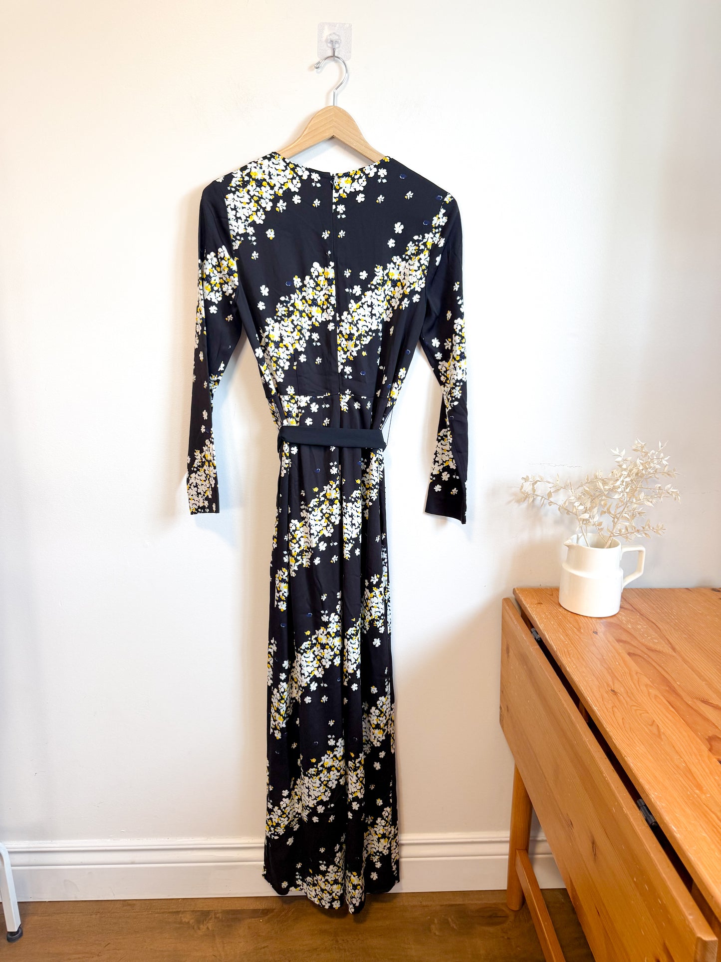 Diane Von Furstenberg Designer Long Sleeve Floral Jumpsuit (Size S)