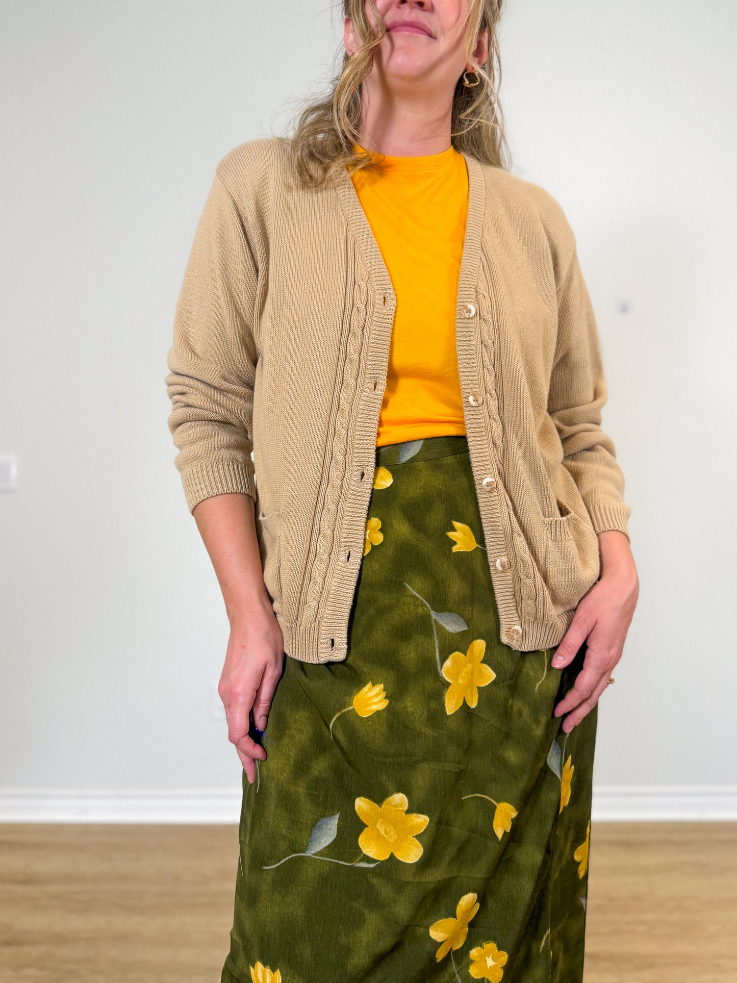 Vintage Cotton Cardigan in Beige (Size XL)