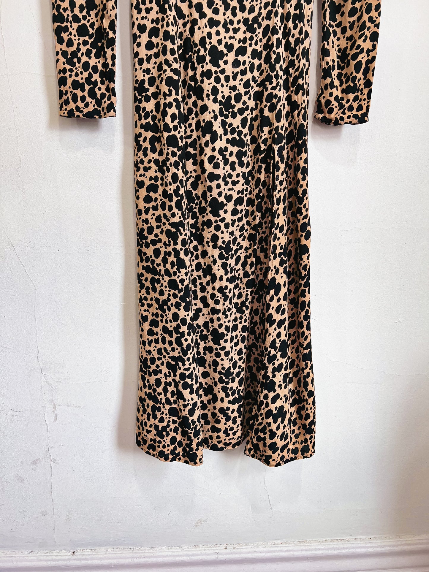 Reformation "Sigmund Dress in Leopard Print" (Size 4P)