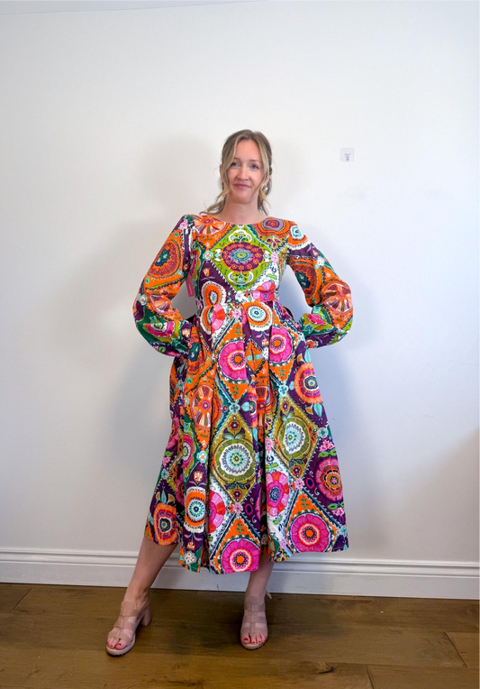 KAELA KAY Slow Fashion Long Sleeve Midi Dress NWT (Size M/L)