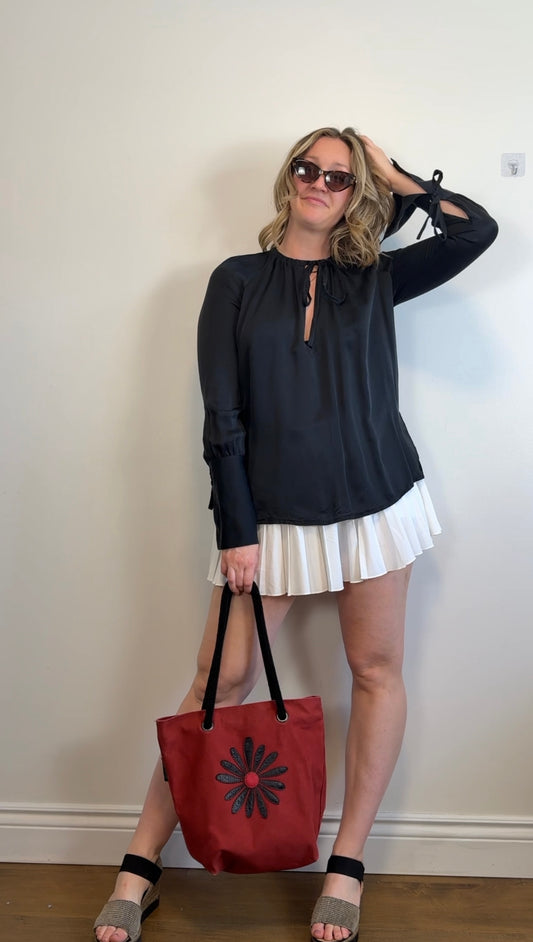 Club Monaco Silk Blouse in Black (Size S/M)