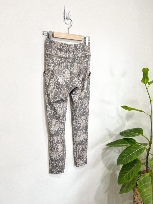 Lululemon Grey Speckled Print Leggings (Size 4)