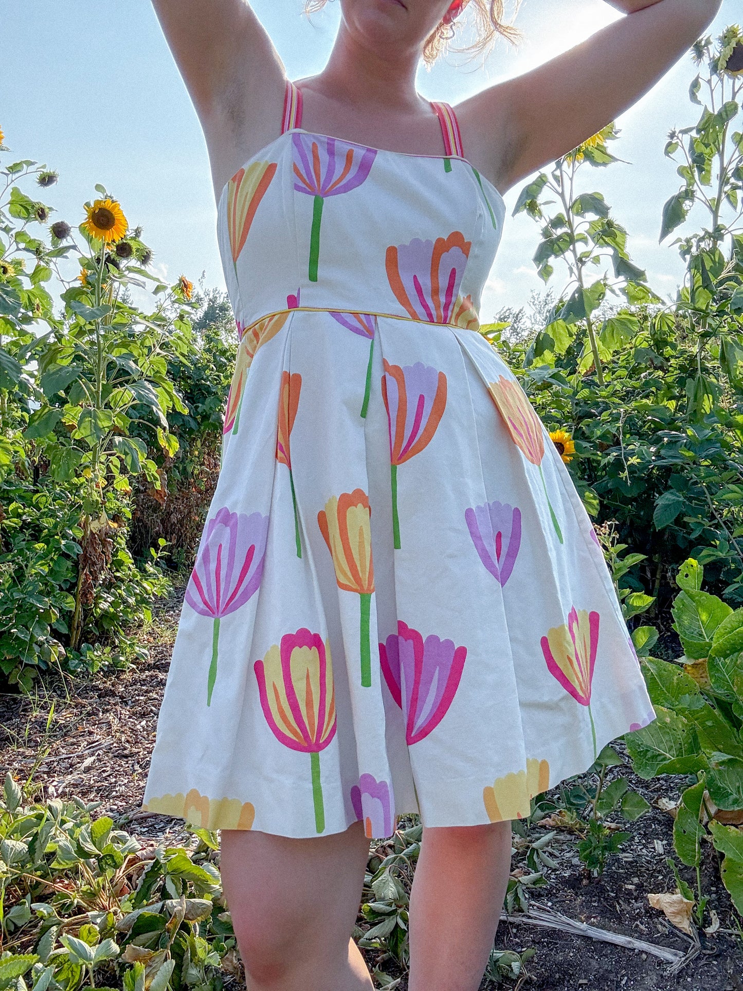 Vintage Molly B. Made in the USA White Tulip Floral Dress (Size S/M)