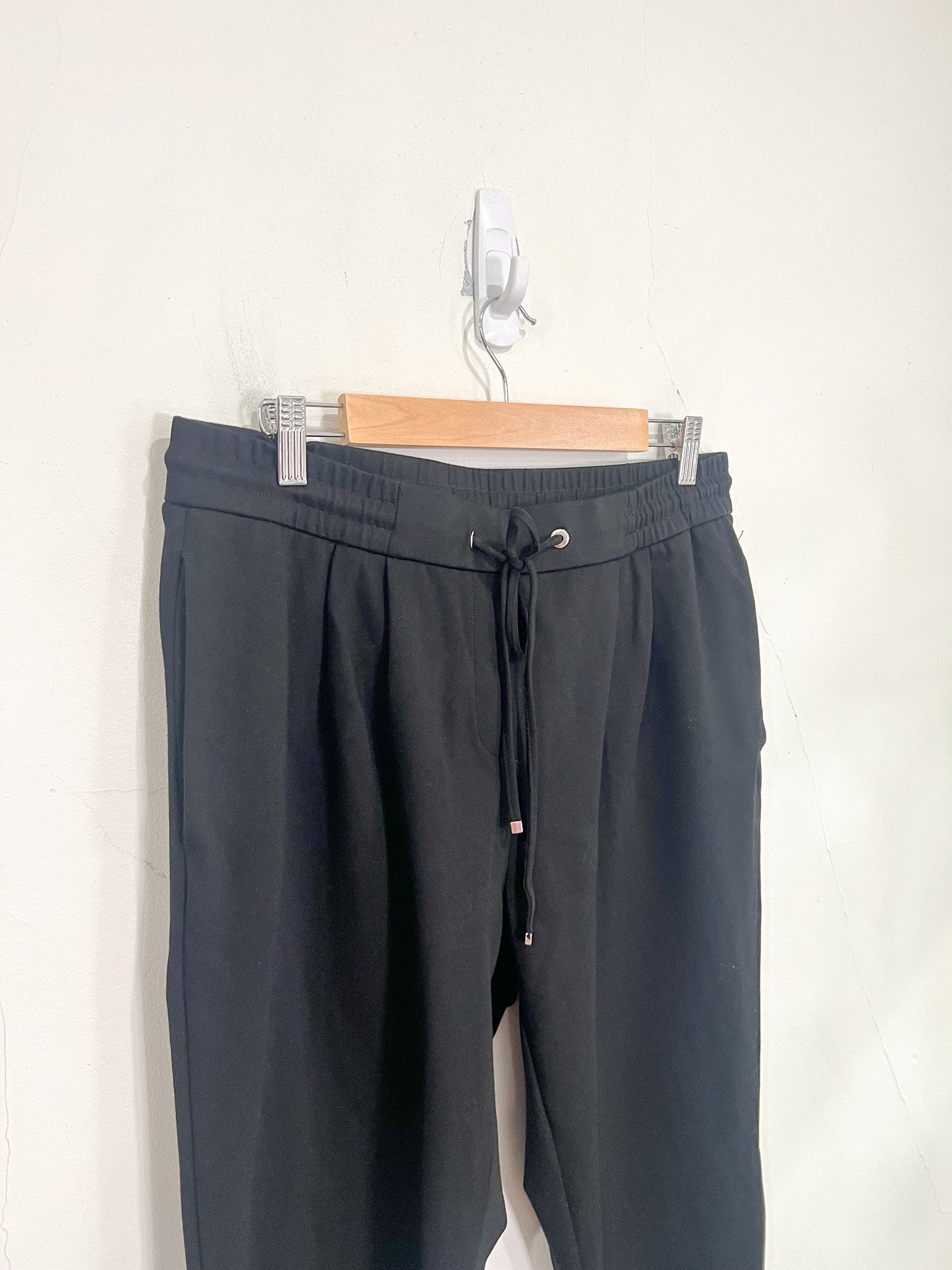 Laundry by Shelli Segal Drawstring Trousers in Black (Size M/L)