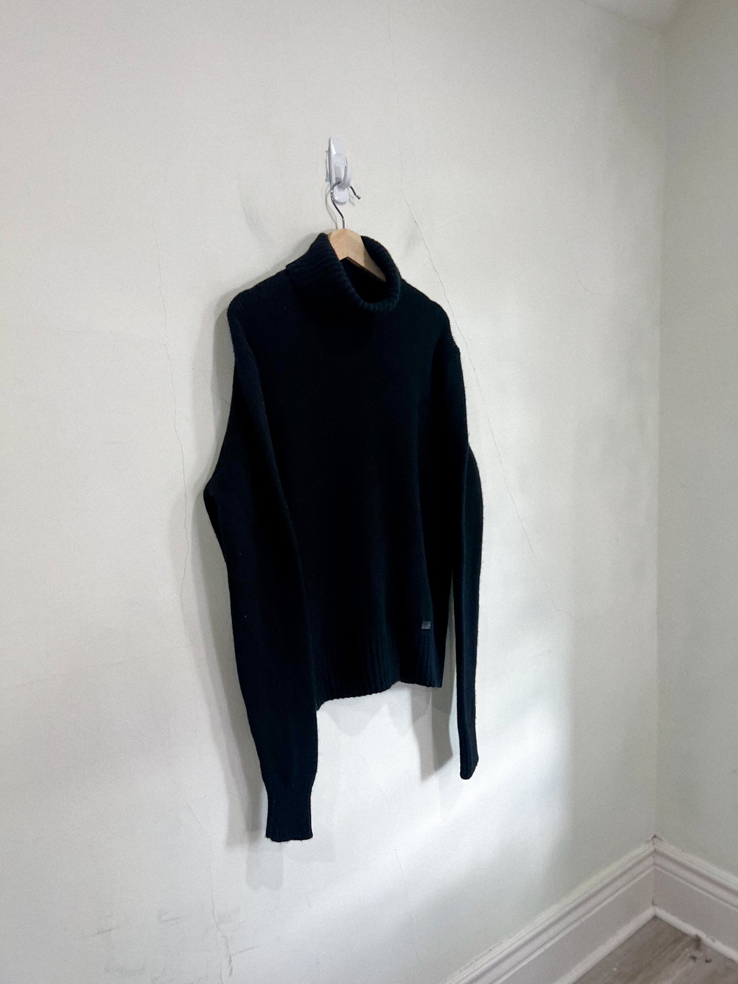 Polo Ralph Lauren Wool & Cashmere Turtleneck Sweater in Black (Size M)