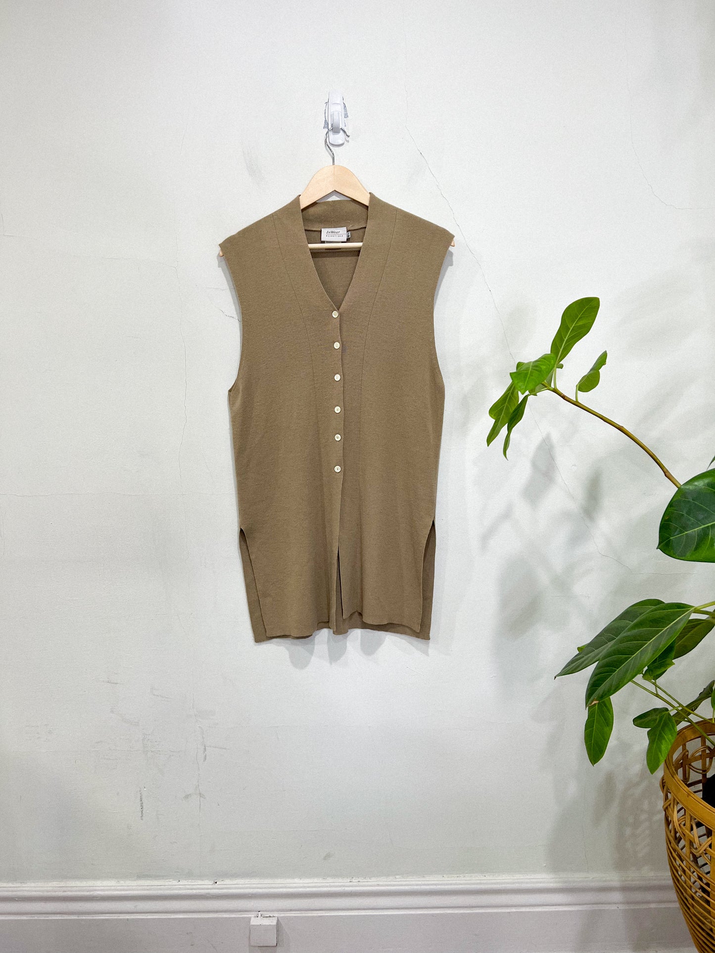 InWear Sweater Vest in Beige Brown (Size L)