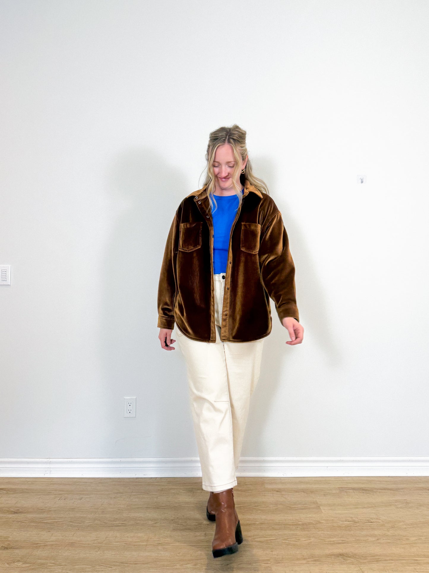 ALO Yoga "Ribbed Velour Mountain Side Shacket in Brow" (Size M/L)