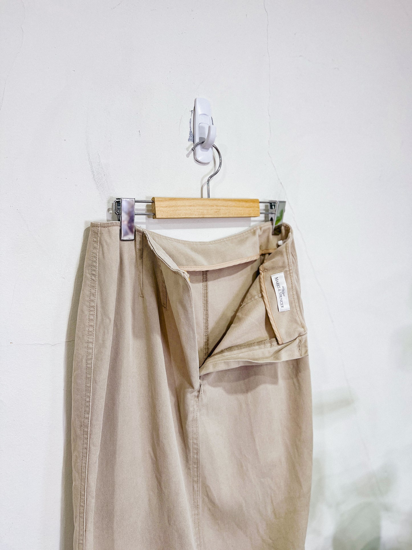 Vintage Khaki Midi Skirt (Size M/L)