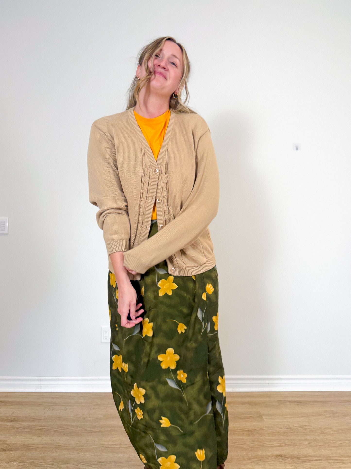 Vintage Cotton Cardigan in Beige (Size XL)