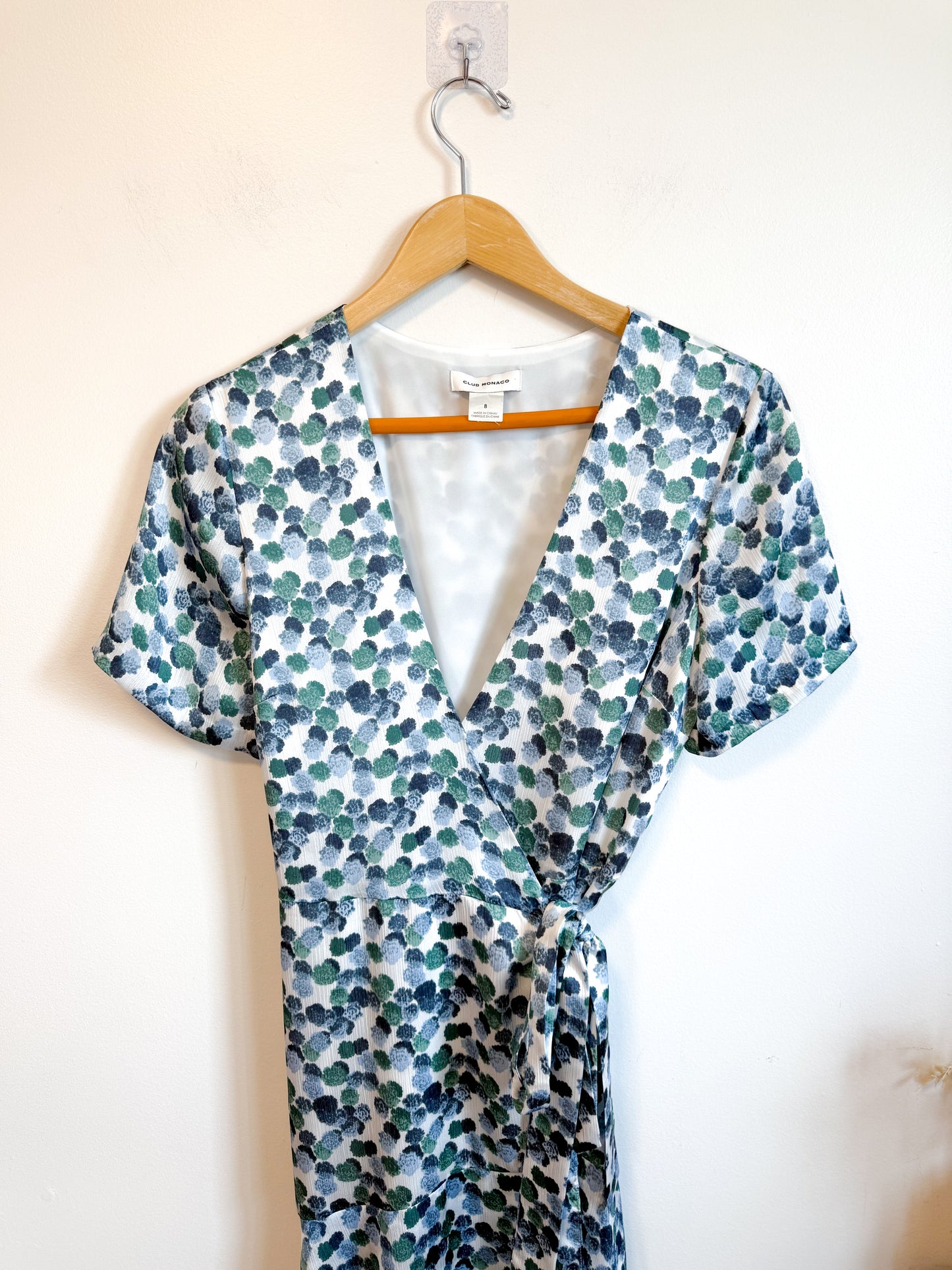 Club Monaco Wrap Dress in White/Blue/Green Print (Size M)