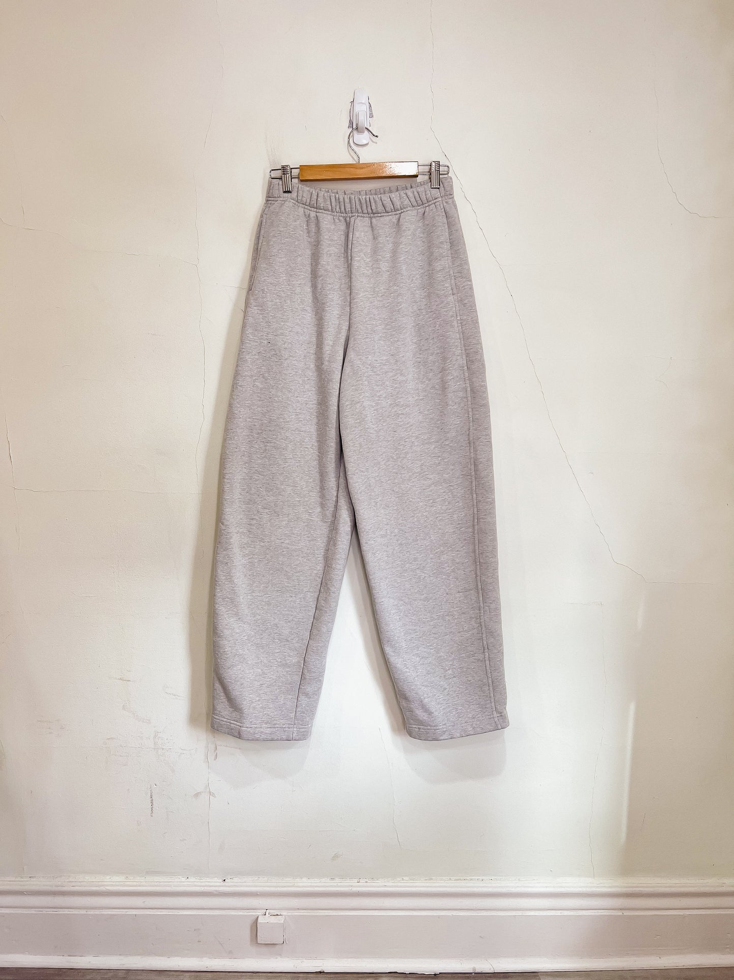 Wilfred Free Fleece Sweatpants in Grey (Size M)