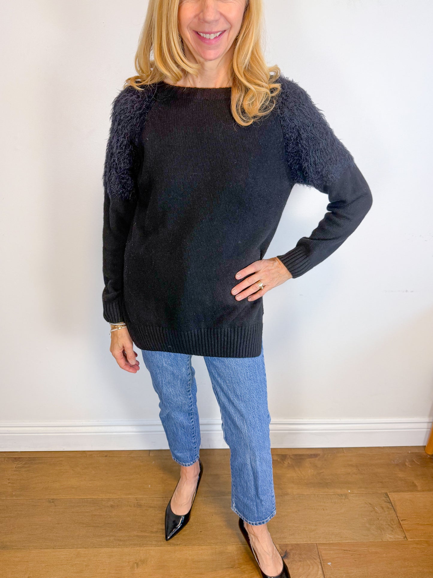 ANINE BING Designer "Fluffy Shoulder Wool Sweater in Black" (Size M)
