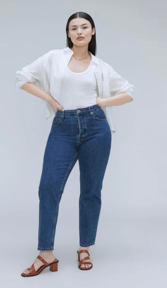 Everlane "The Curvy 90s Cheeky Straight Jean" in Medium Wash (Size 27)