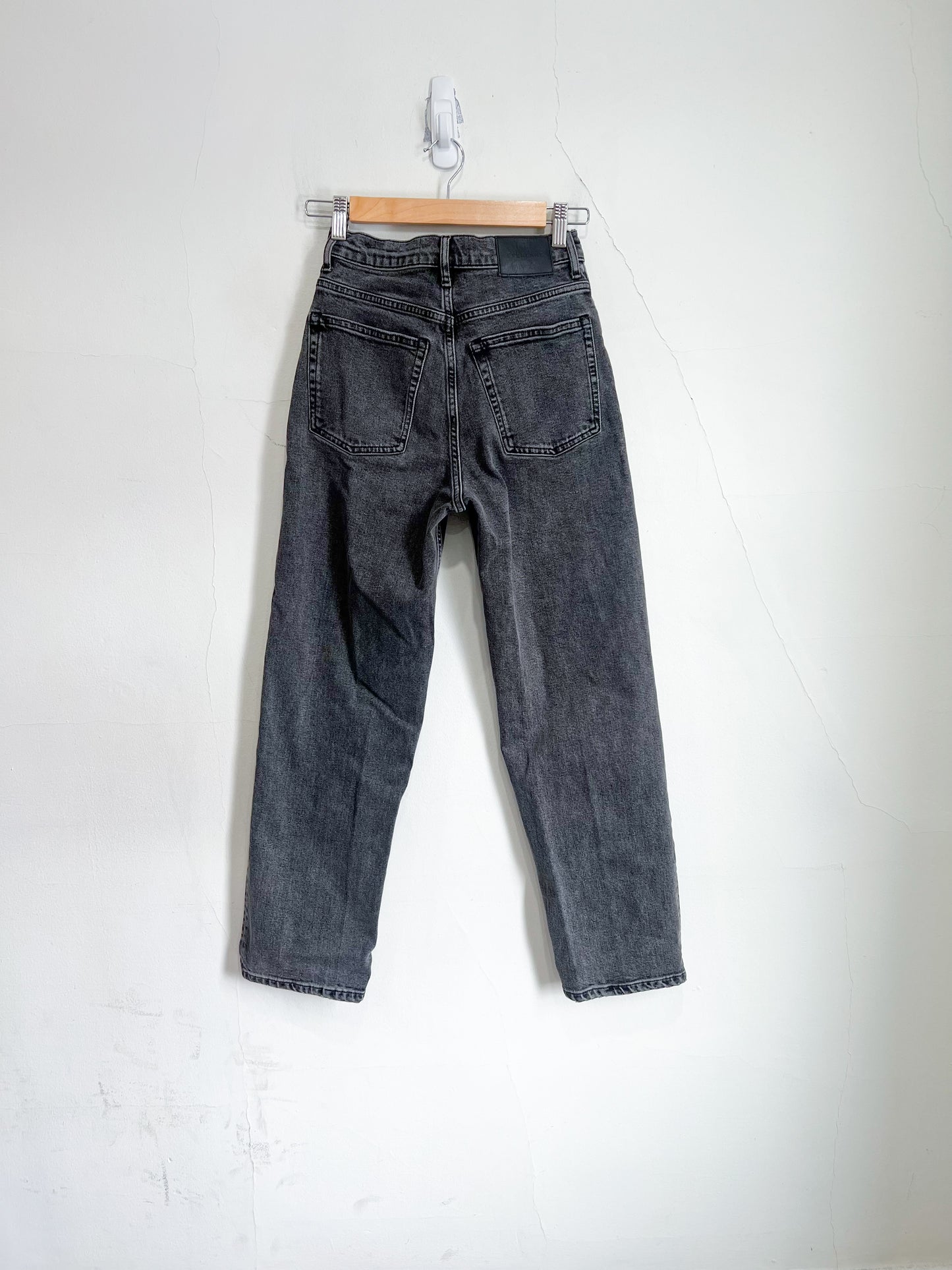 Everlane "The Way High Jean in Black Denim" (Size 25)