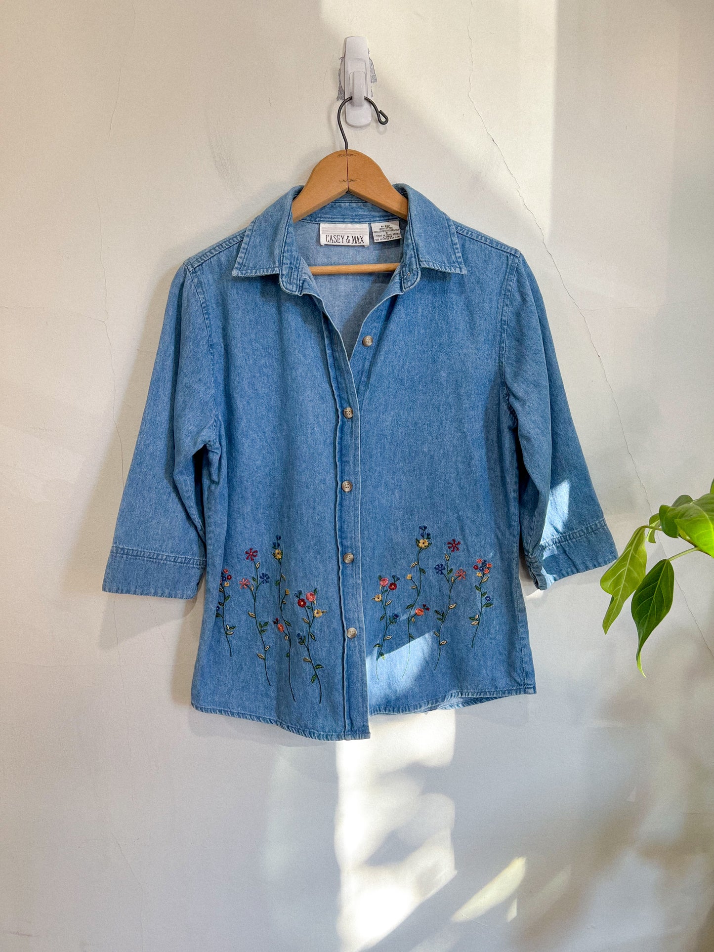 Vintage Denim Blouse with Floral Embroidery (Size S)